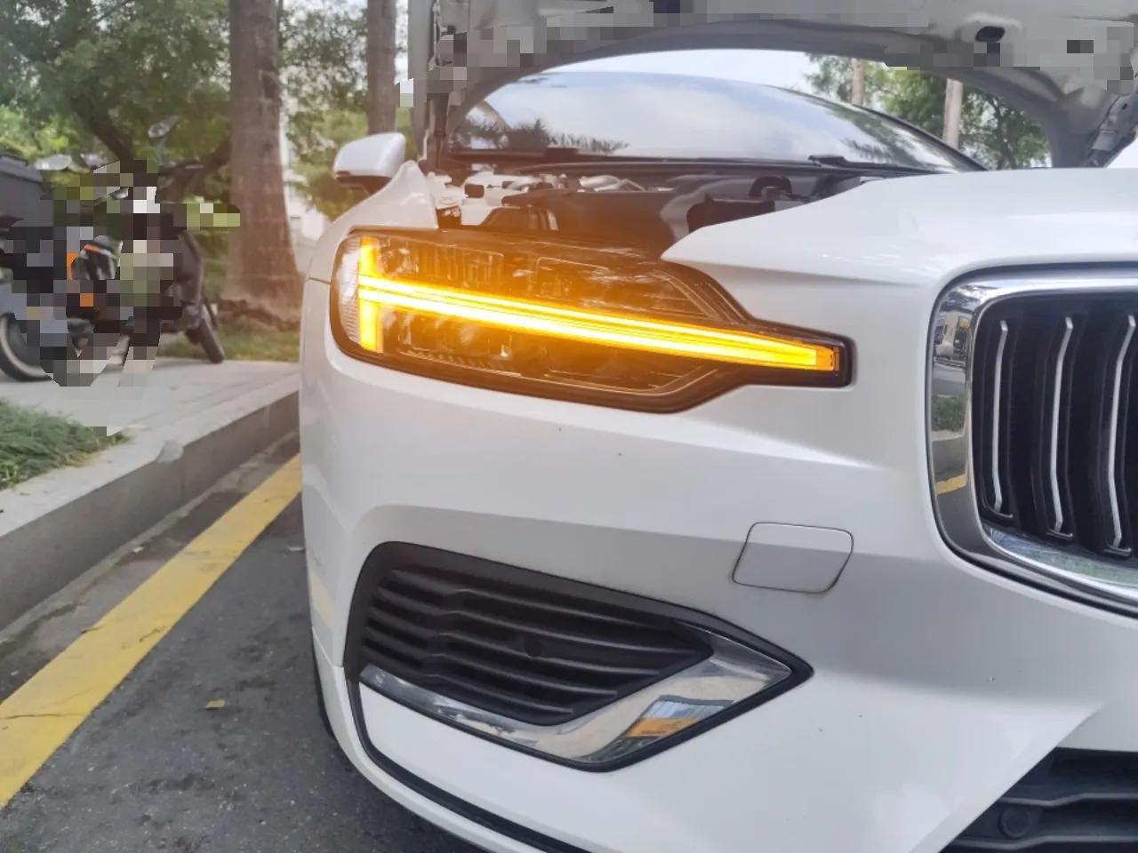 Volvo S60 New Energy 2021 T8 E-Drive Hybrid Four-Wheel Drive Smart Luxury Edition — миниатюра 7