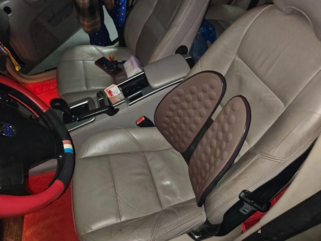 Volvo S40 2010 2.0L Automatic ZhiShang Edition — миниатюра 16