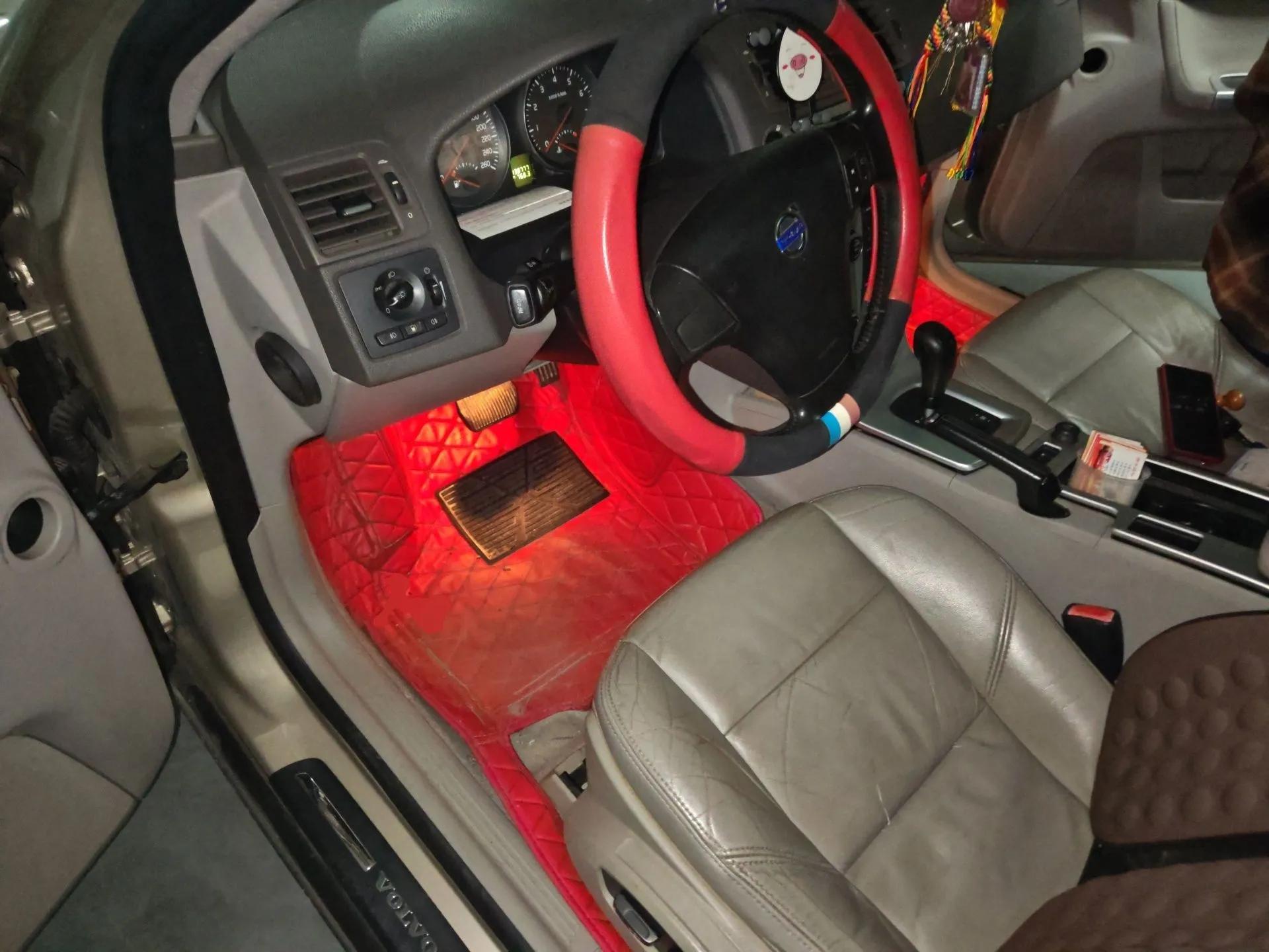 Volvo S40 2010 2.0L Automatic ZhiShang Edition — миниатюра 17
