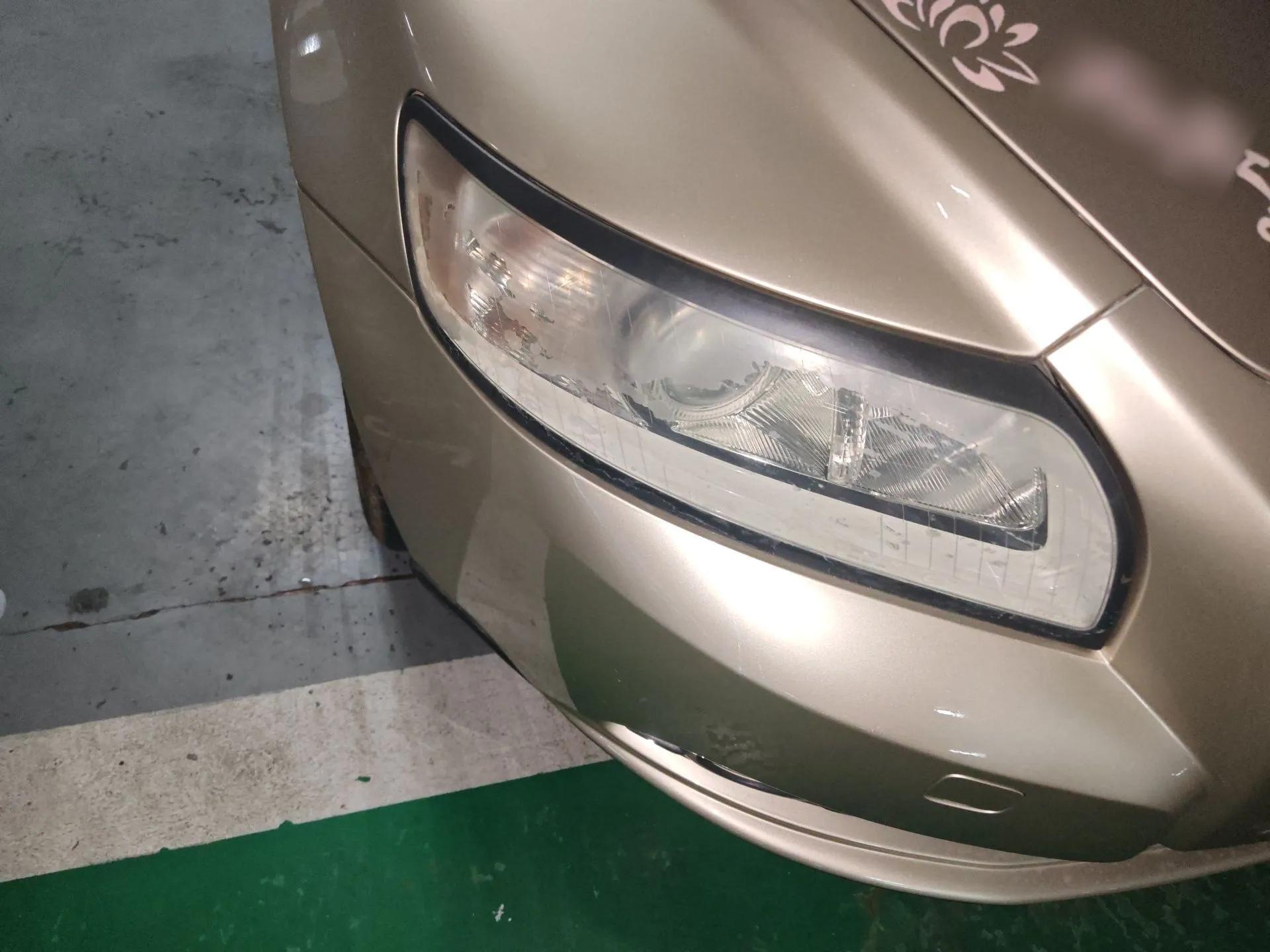 Volvo S40 2010 2.0L Automatic ZhiShang Edition — миниатюра 7