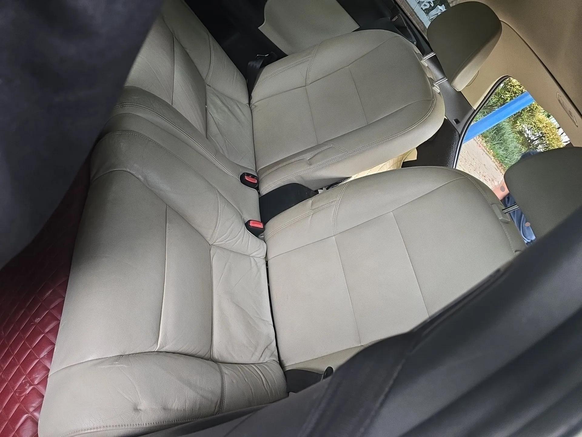 Volvo C30 2012 2.0L Aktiv Dynamic Package Edition — миниатюра 18