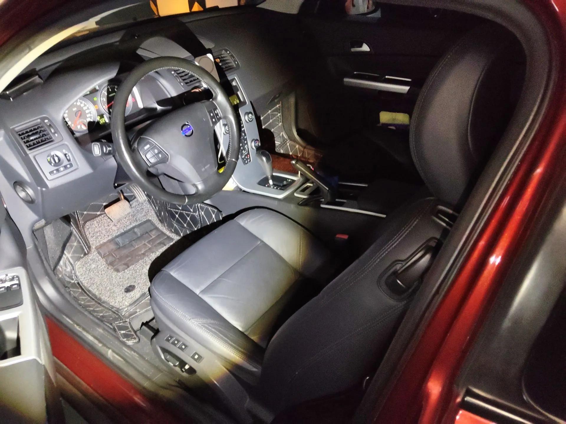 Volvo C30 2011 2.0 Zhiya Edition — миниатюра 16