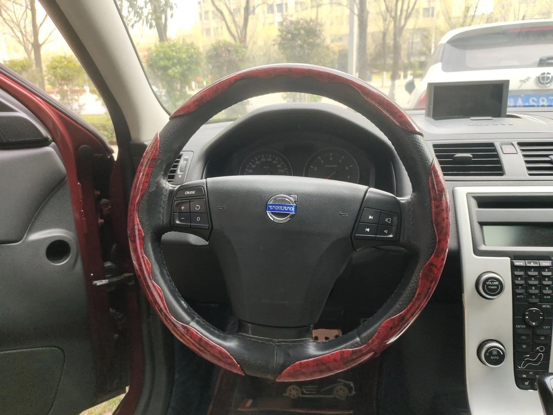 Volvo C30 2011 2.0 Zhiya Edition — миниатюра 11
