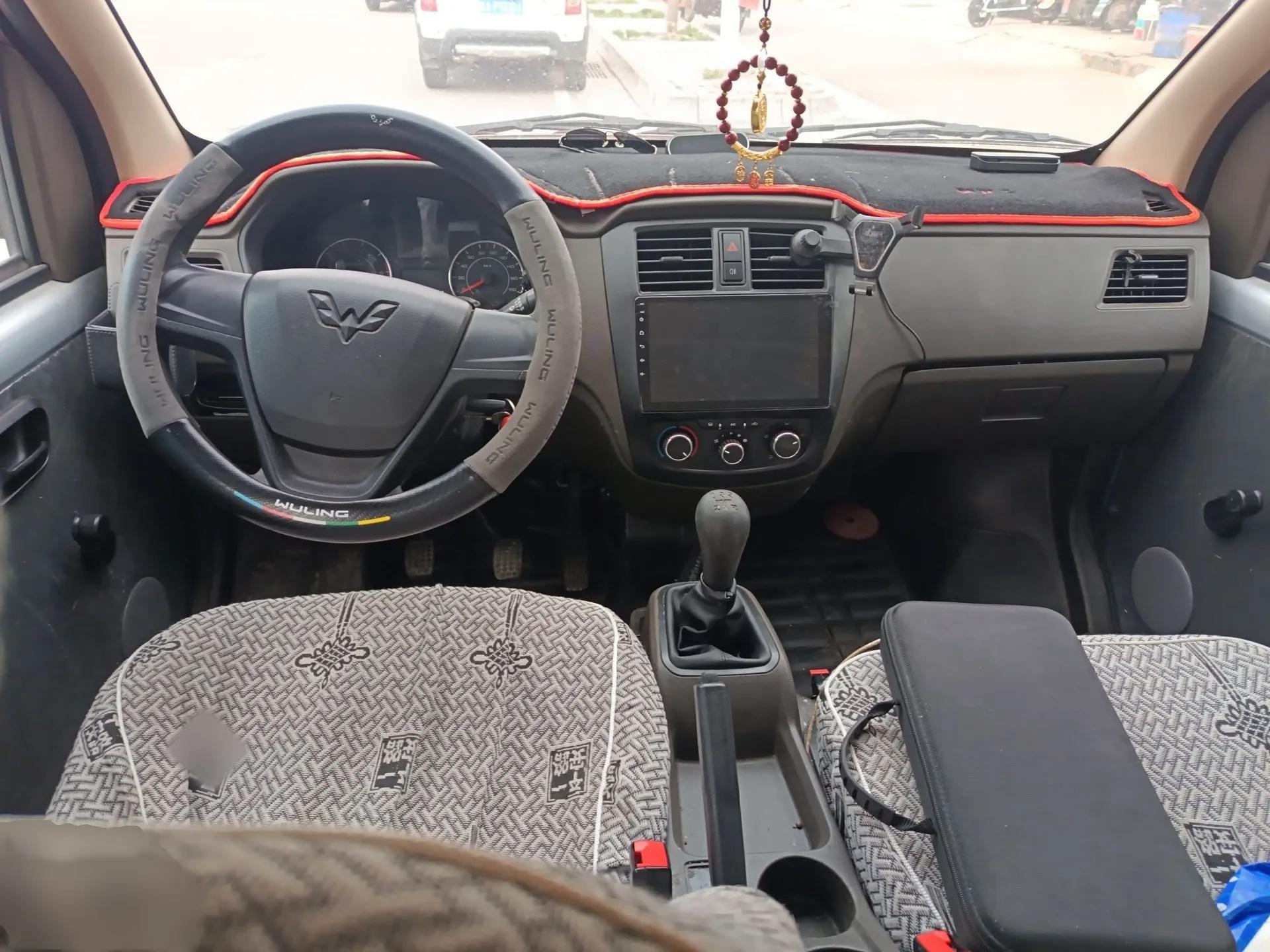 Wuling Rongguang S 2023 1.5L Base Version 5/7 Seats — миниатюра 18