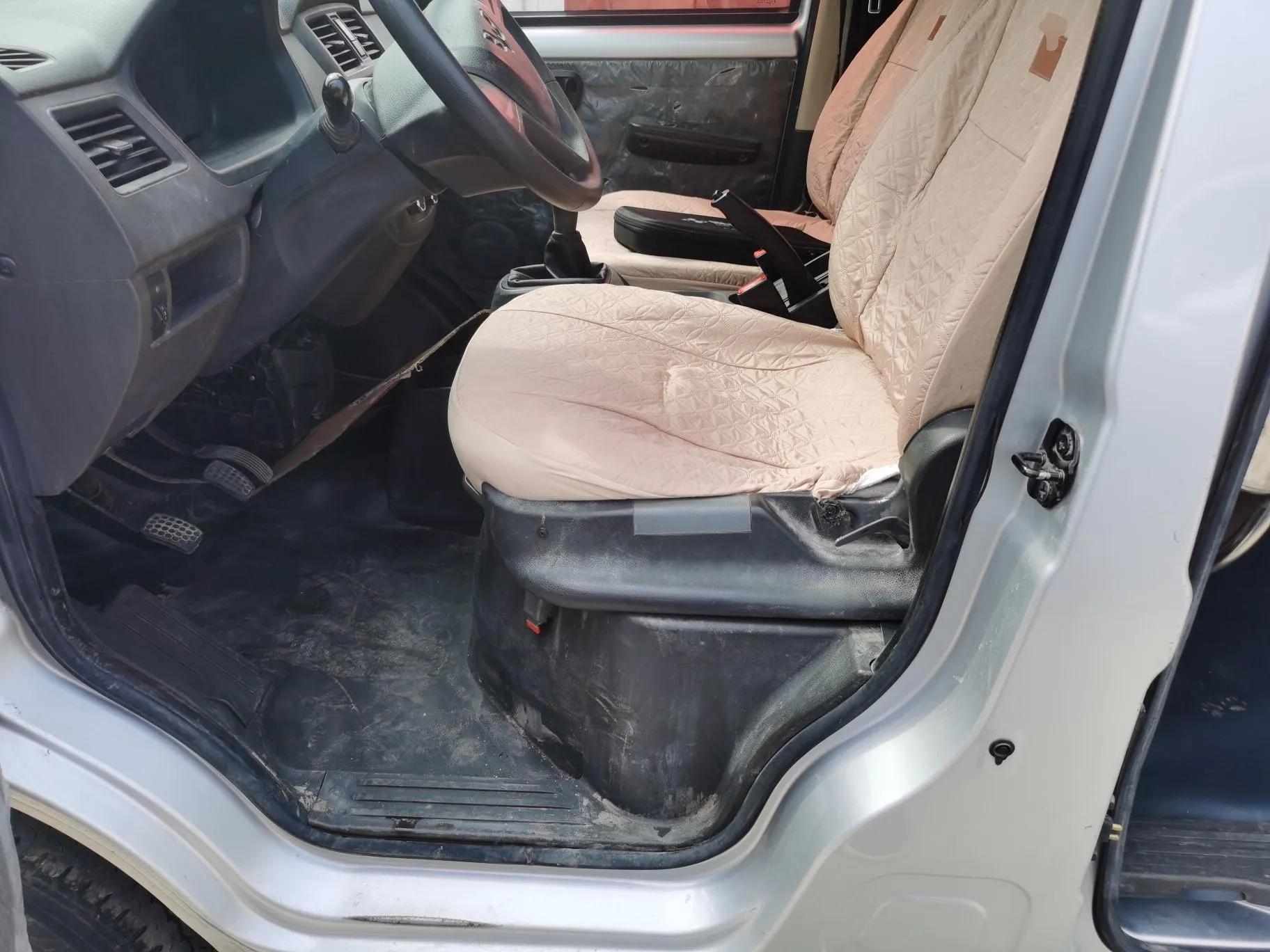 Wuling Rongguang S 2021 1.2L Base Model Window-Sealed 2-Seat LSI Car — миниатюра 16
