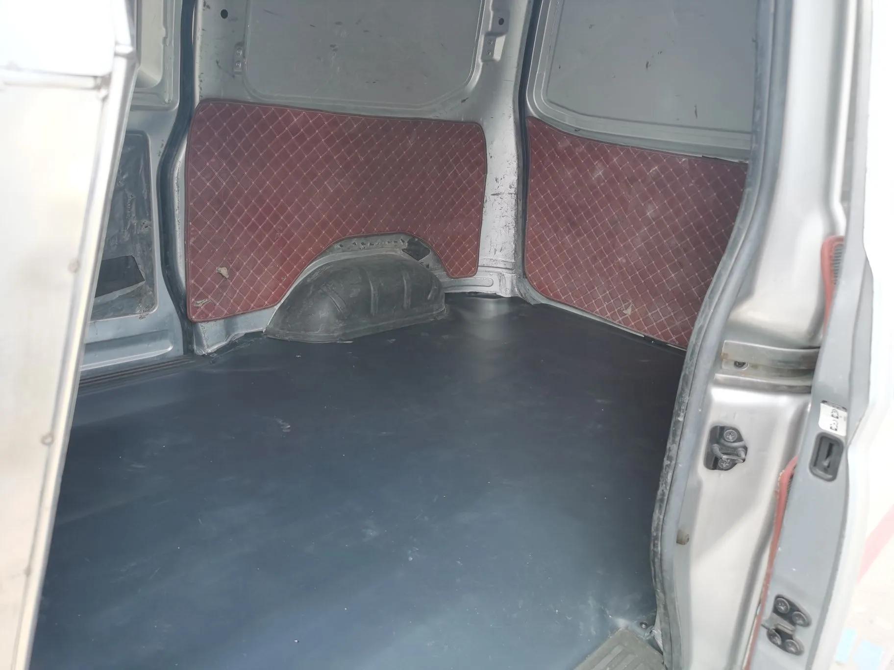 Wuling Rongguang S 2021 1.2L Base Model Window-Sealed 2-Seat LSI Car — миниатюра 18