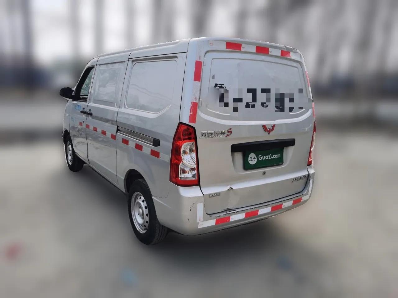 Wuling Rongguang S 2021 1.2L Base Model Window-Sealed 2-Seat LSI Car — миниатюра 4