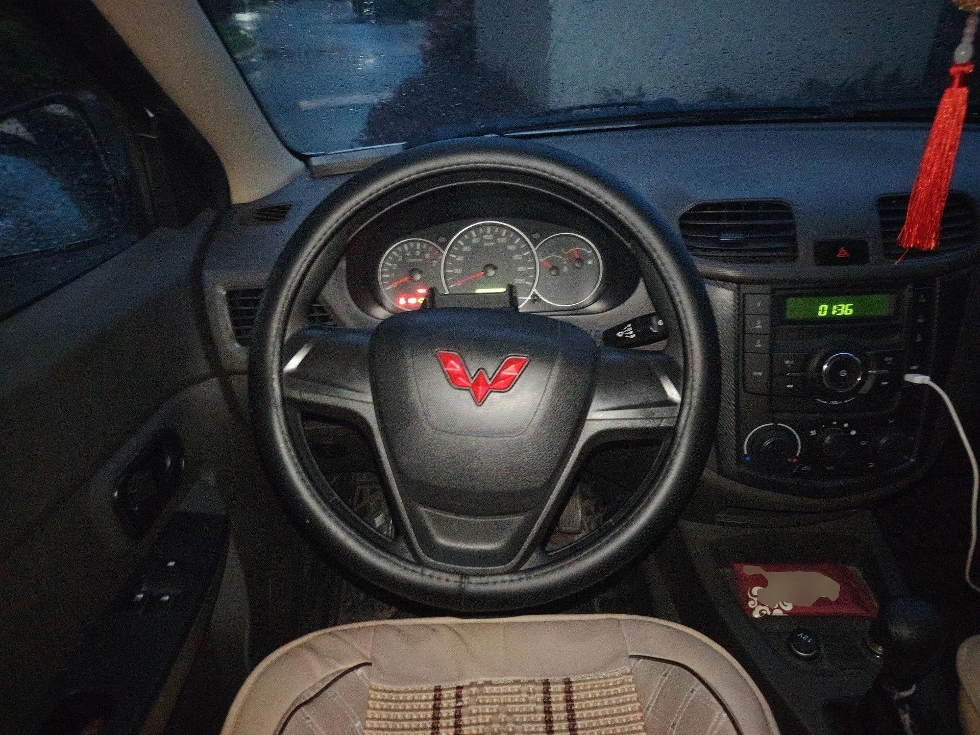 Wuling Rongguang S 2021 1.2L Base Model 5-Seater LSI — миниатюра 11