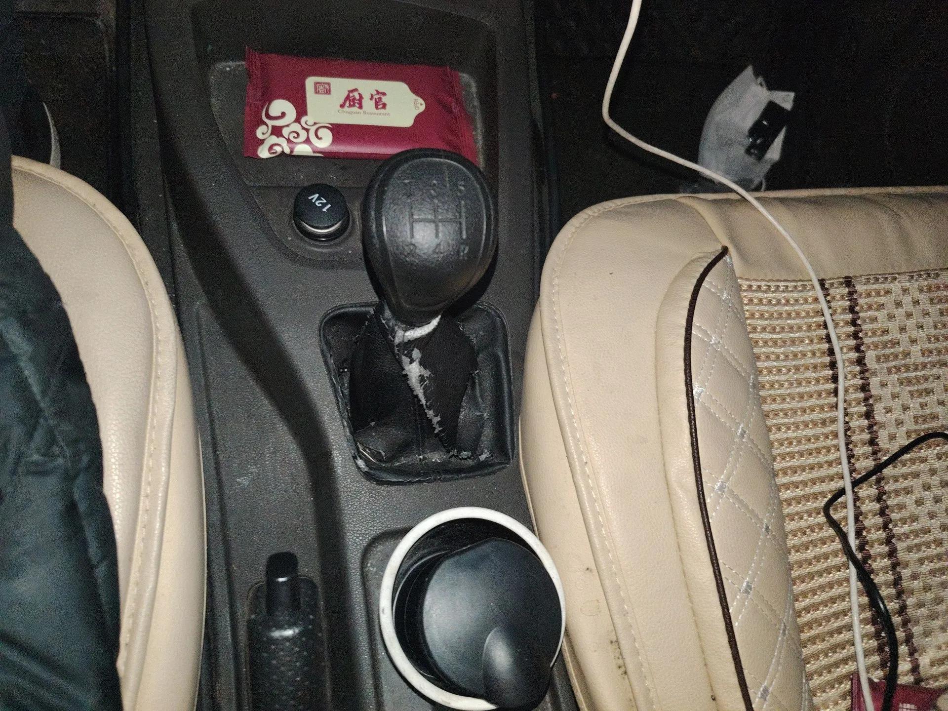 Wuling Rongguang S 2021 1.2L Base Model 5-Seater LSI — миниатюра 15
