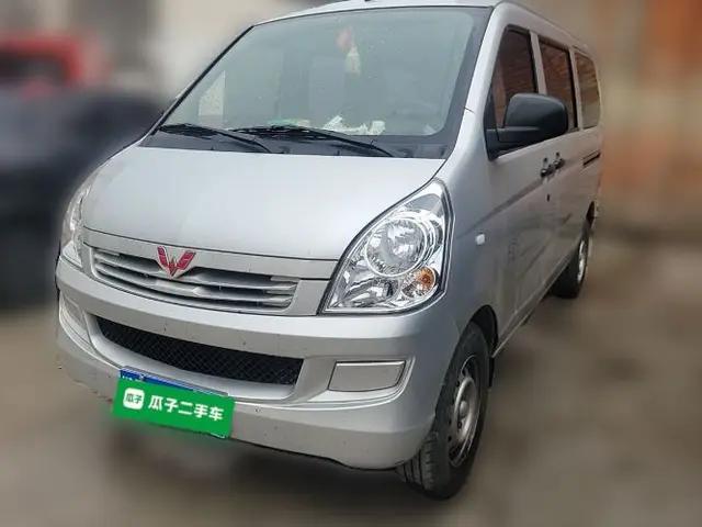 Wuling Rongguang S 2023 1.5L Base Version 5/7 Seats