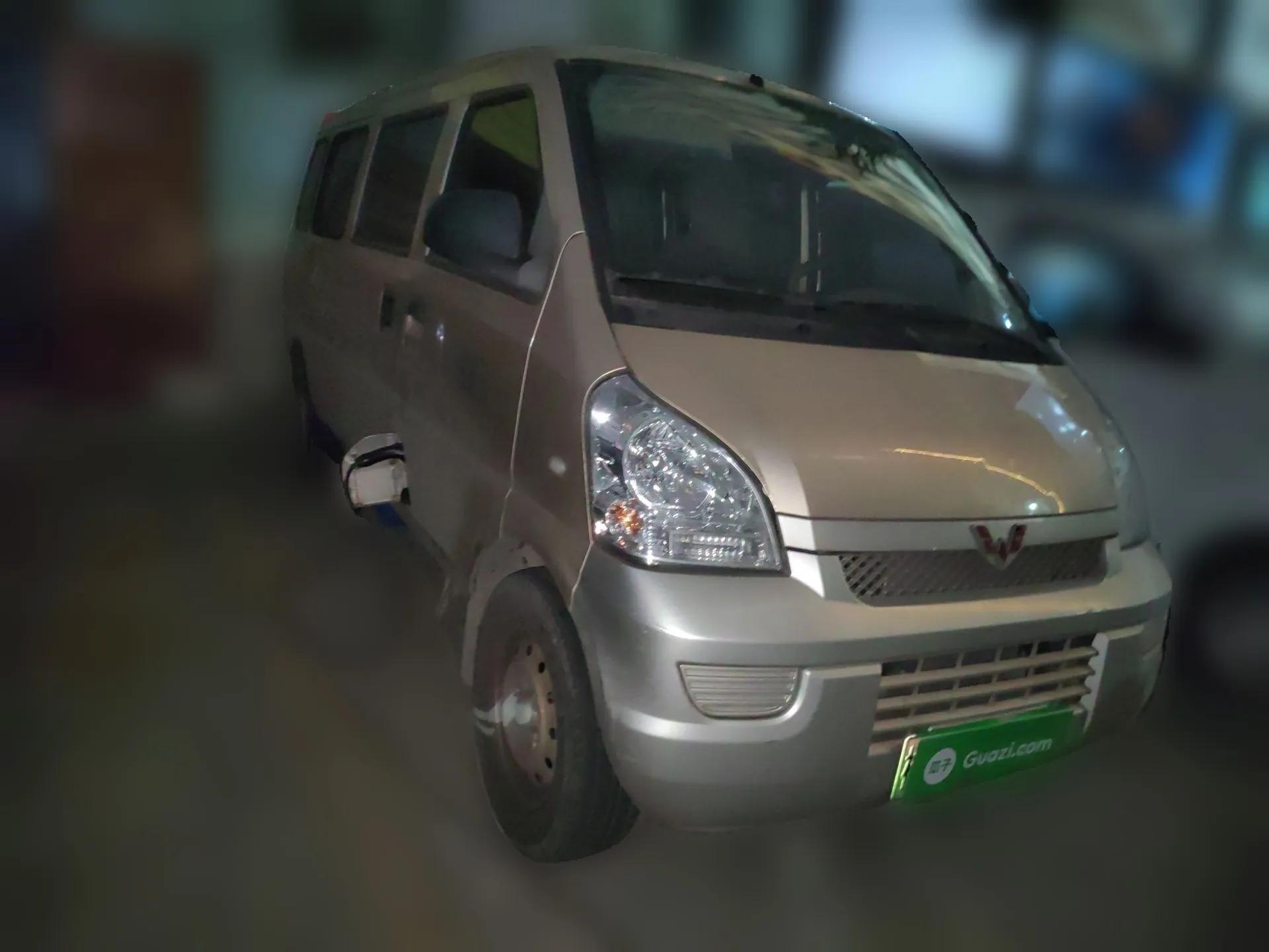 Wuling Rongguang EV 2022 Basic Passenger Bus Powered by Penghui Battery — миниатюра 3