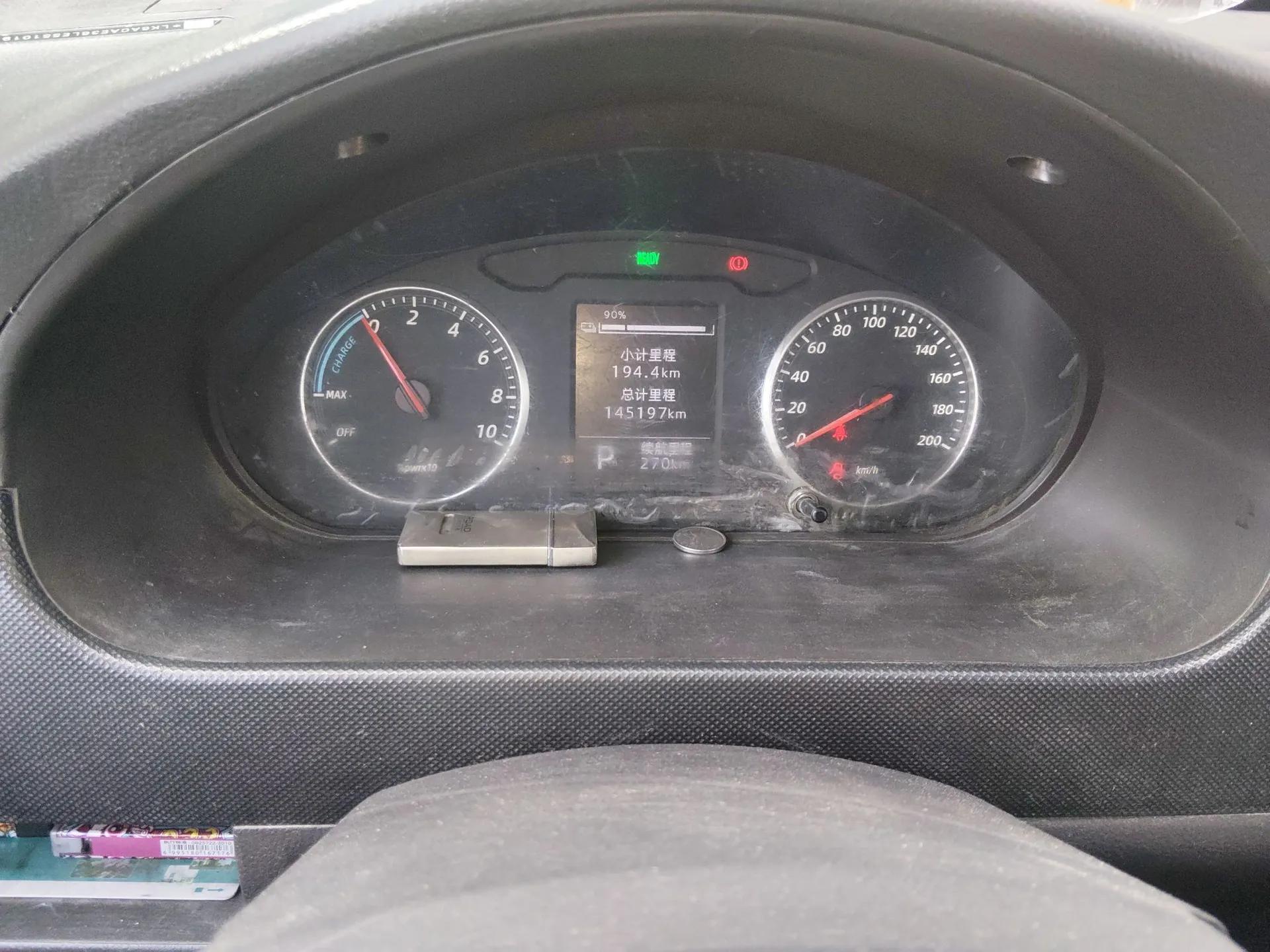 Wuling Rongguang EV 2020 Basic Version 7-Seater 300 km — миниатюра 12