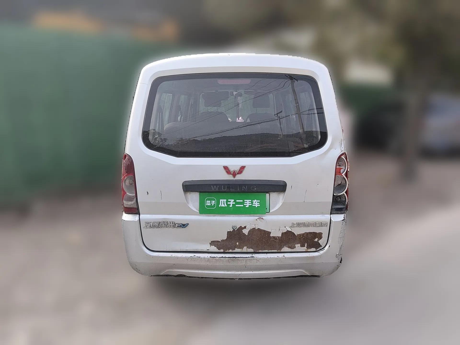 Wuling Rongguang EV 2020 Basic Version 7-Seater 300 km — миниатюра 5