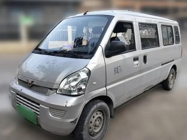 Wuling Rongguang EV 2020 Basic Version 7-Seater 300 km