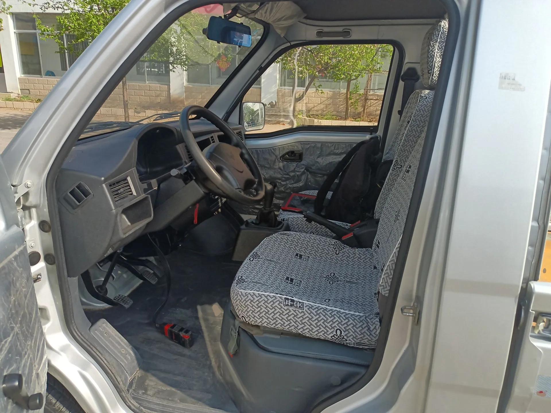 Wuling Zhiguang Small Truck 2020 1.2L Single Cab — миниатюра 18