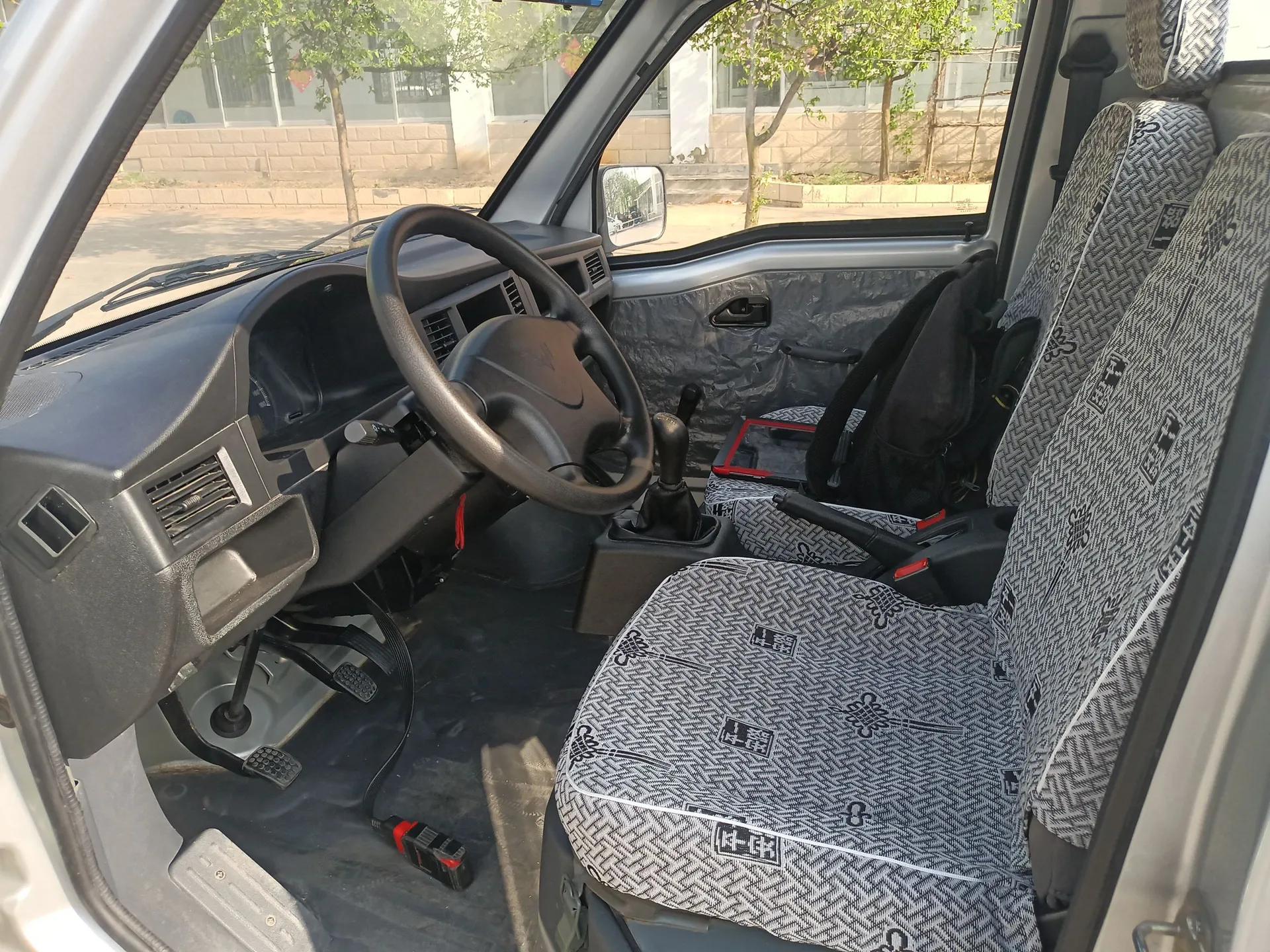 Wuling Zhiguang Small Truck 2020 1.2L Single Cab — миниатюра 20