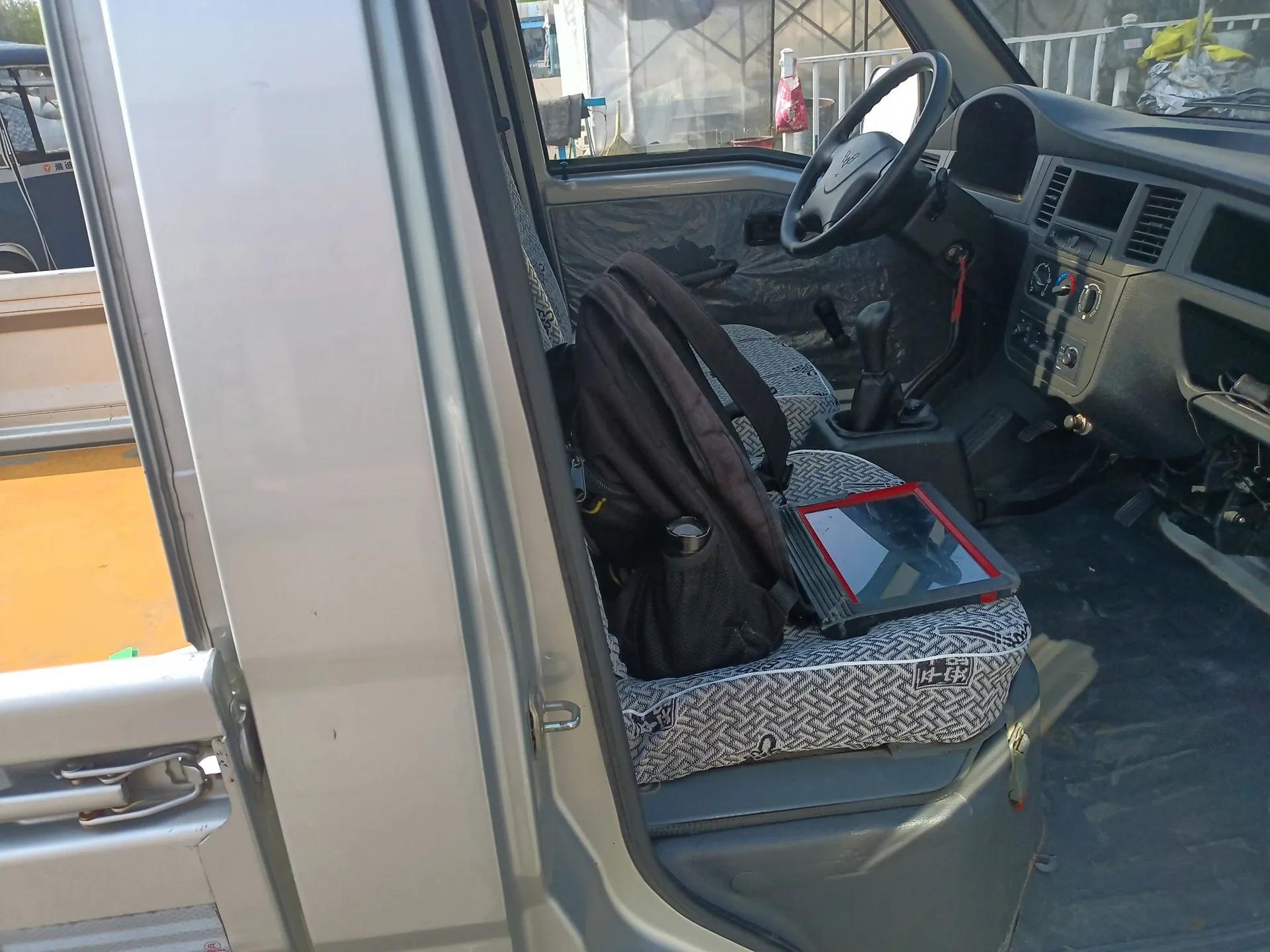 Wuling Zhiguang Small Truck 2020 1.2L Single Cab — миниатюра 23