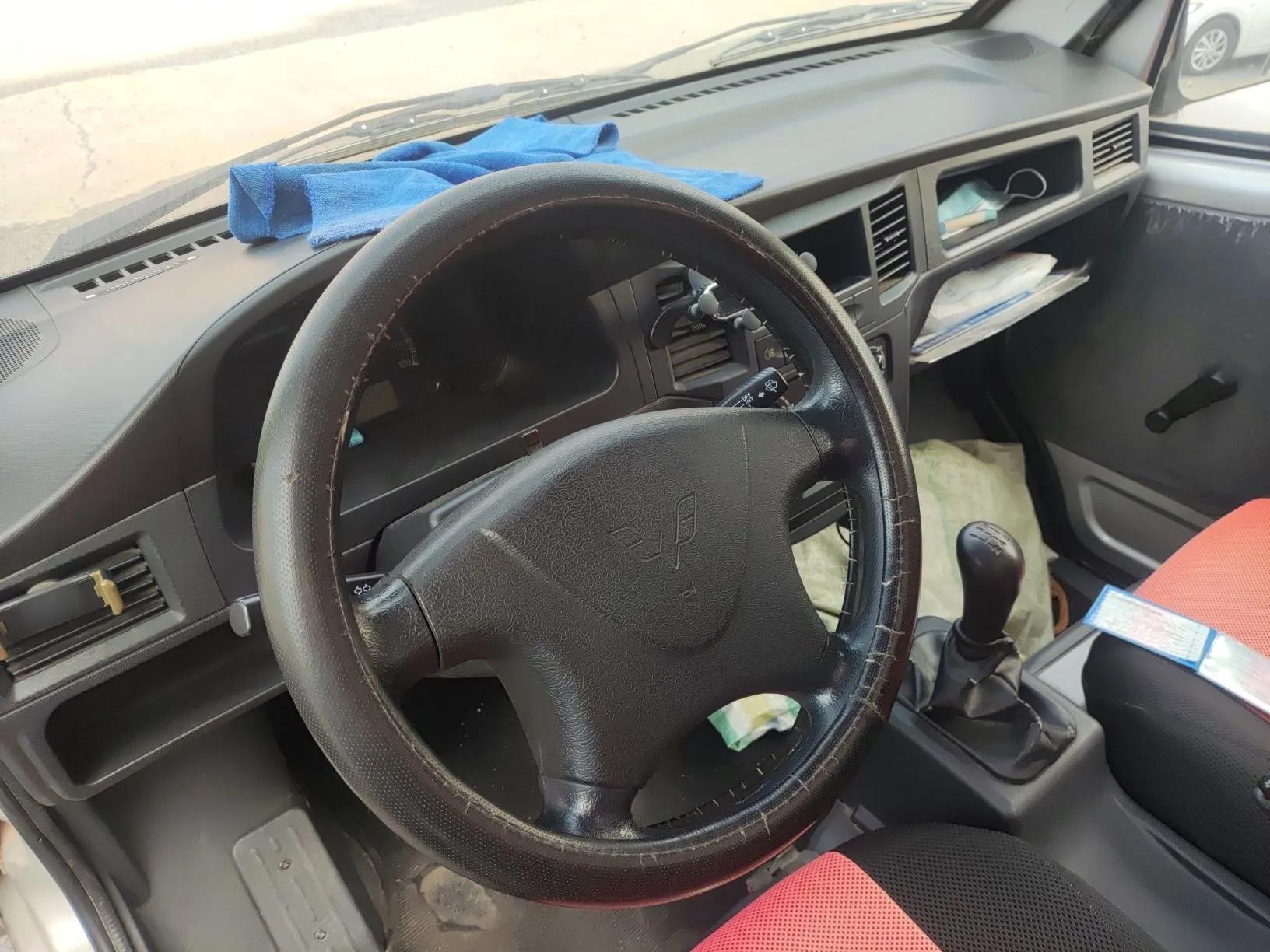 Wuling Zhiguang Small Truck 2020 1.2L Single Cab — миниатюра 9