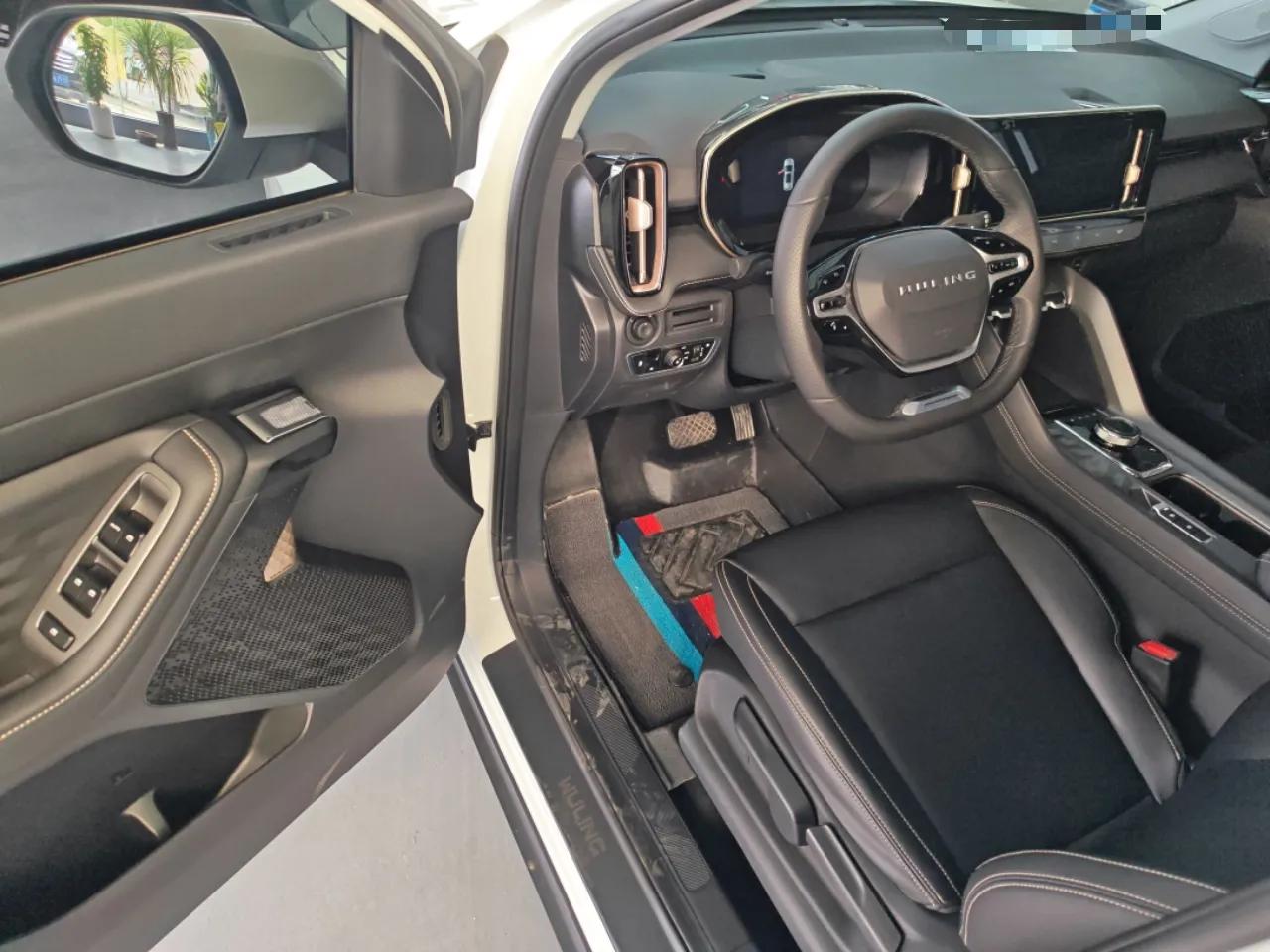 Wuling Xingyun 2023 2.0L DHT Standard Edition — миниатюра 19