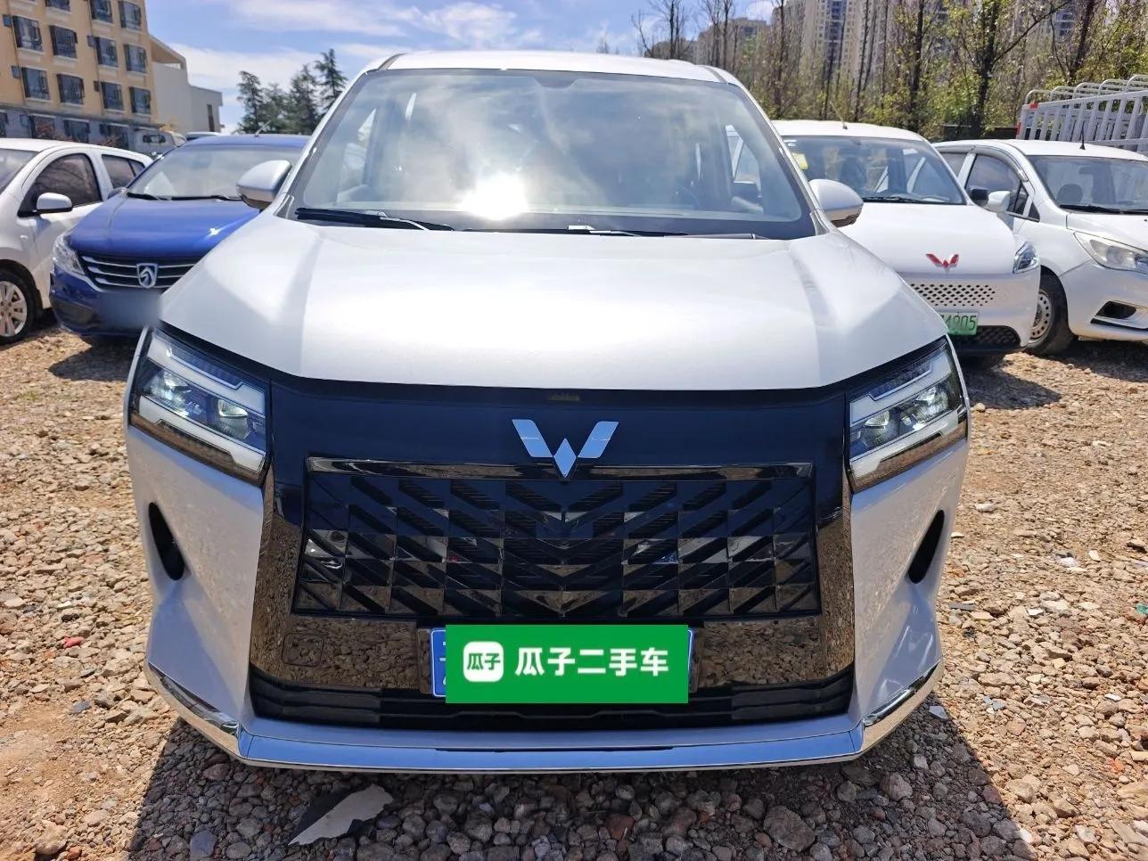 Wuling 730 2025 Model 1.5T CVT Elite Edition — миниатюра 2