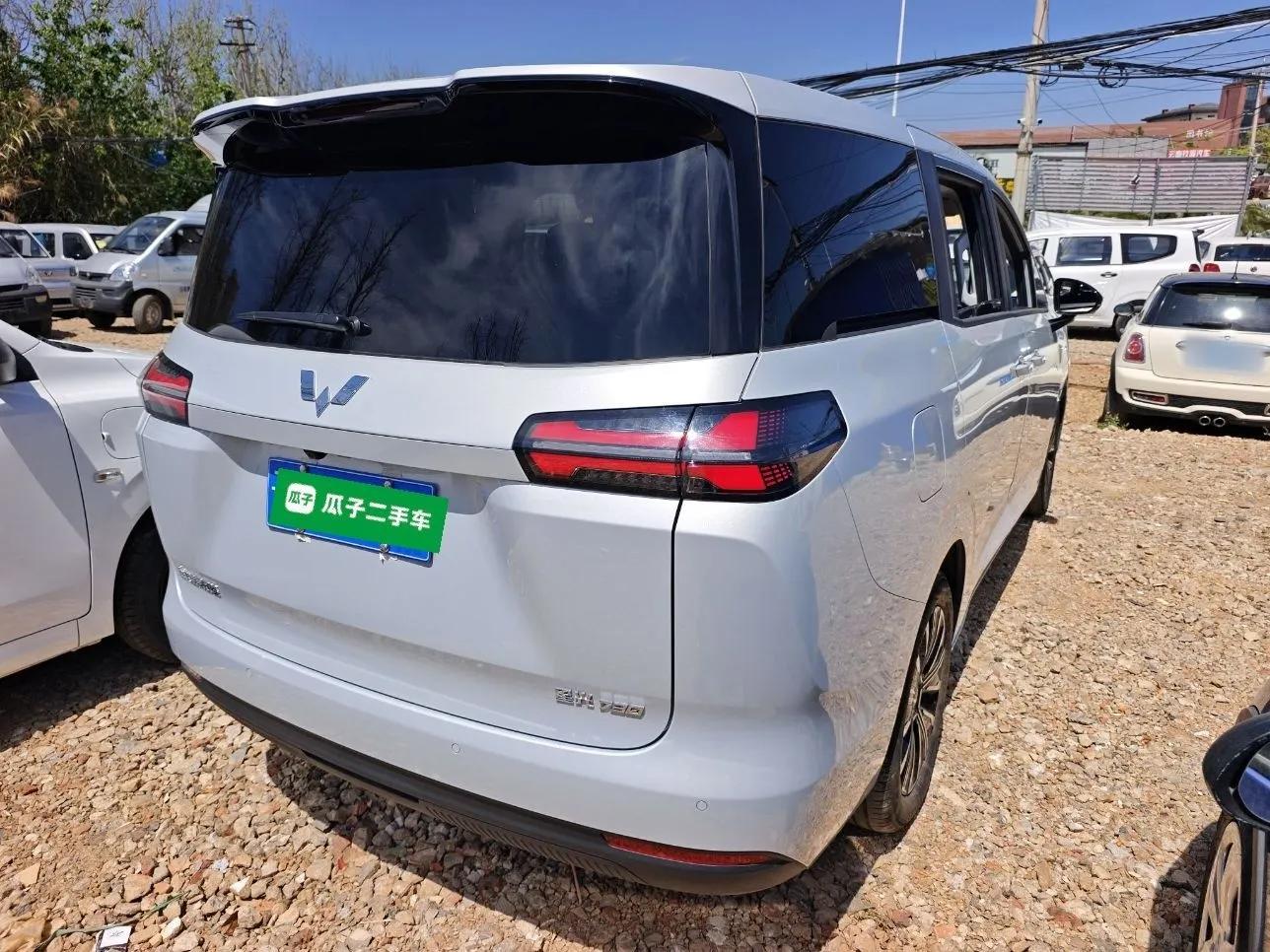 Wuling 730 2025 Model 1.5T CVT Elite Edition — миниатюра 4
