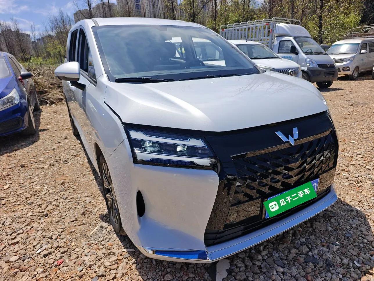 Wuling 730 2025 Model 1.5T CVT Elite Edition — миниатюра 6