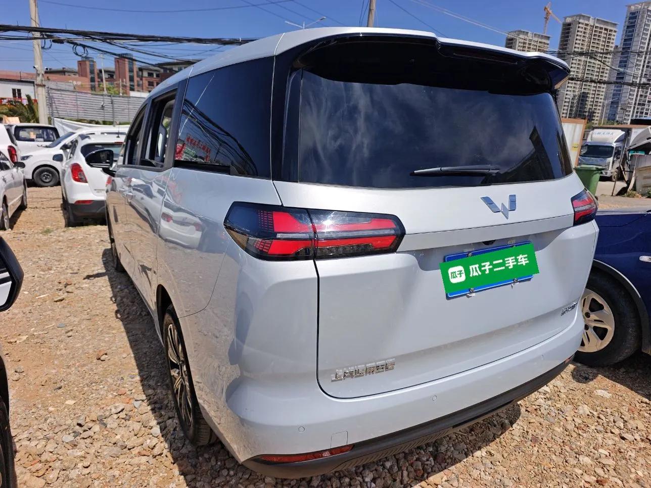 Wuling 730 2025 Model 1.5T CVT Elite Edition — миниатюра 7
