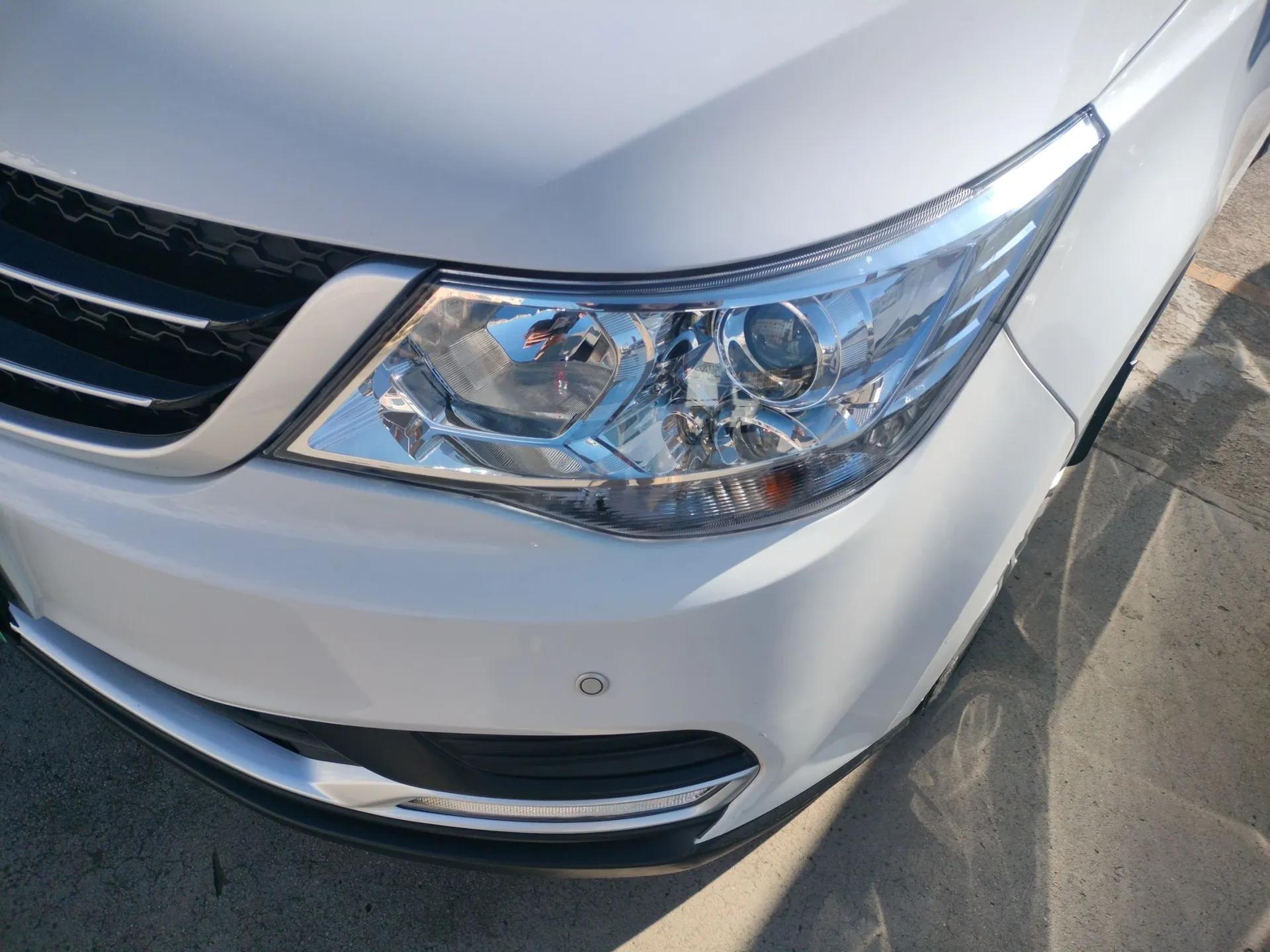 Wuling 730 2020 Commercial Vehicle 1.5L Manual Value Edition 7 Seats — миниатюра 3
