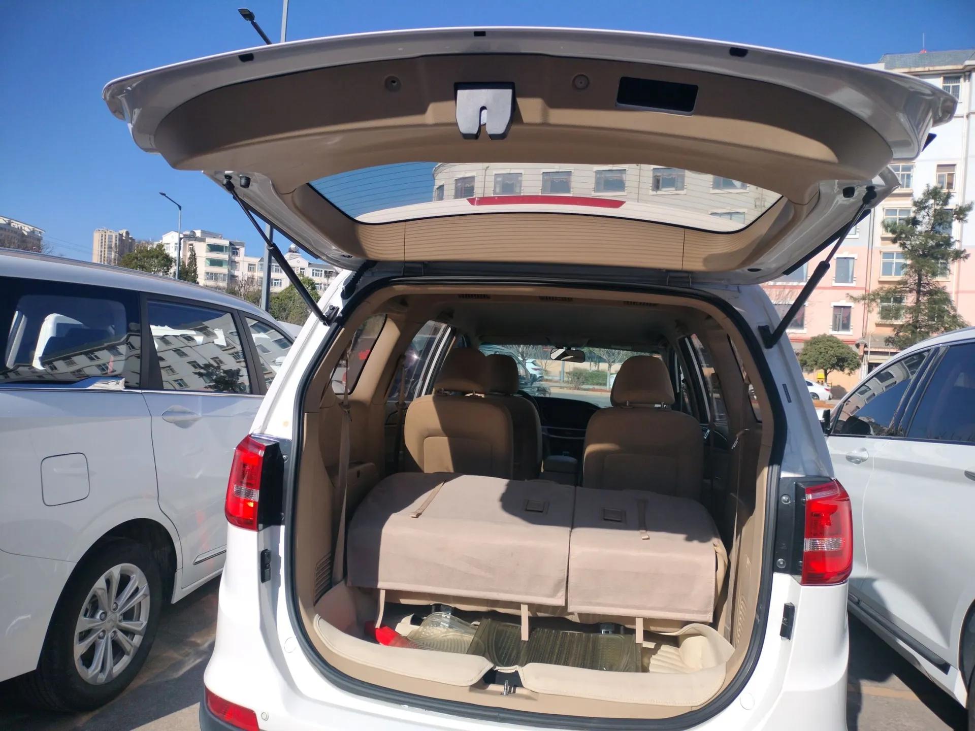 Wuling 730 2020 Commercial Vehicle 1.5L Manual Value Edition 7 Seats — миниатюра 22