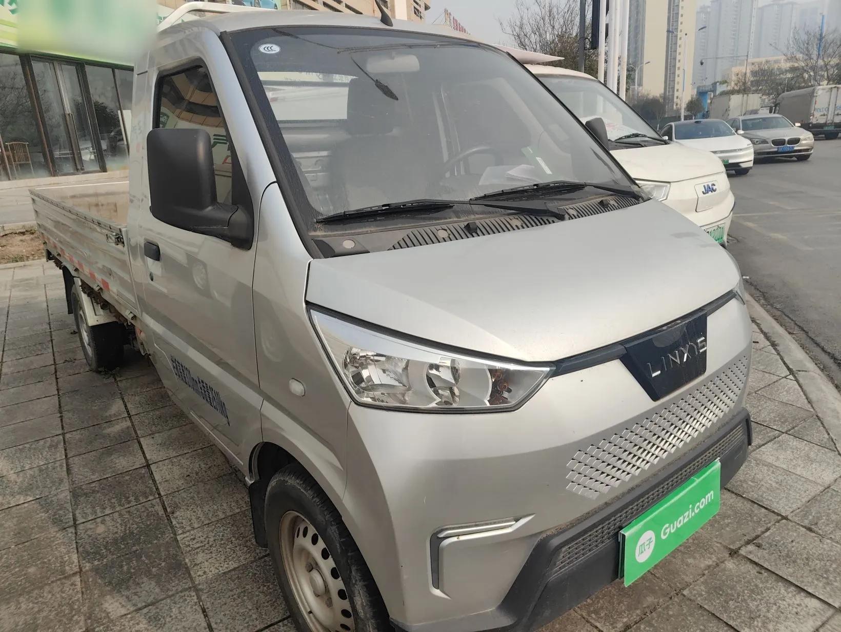 Wuling Electric Truck 2022 Affordable Model Anchi with 35.904 kWh — миниатюра 3