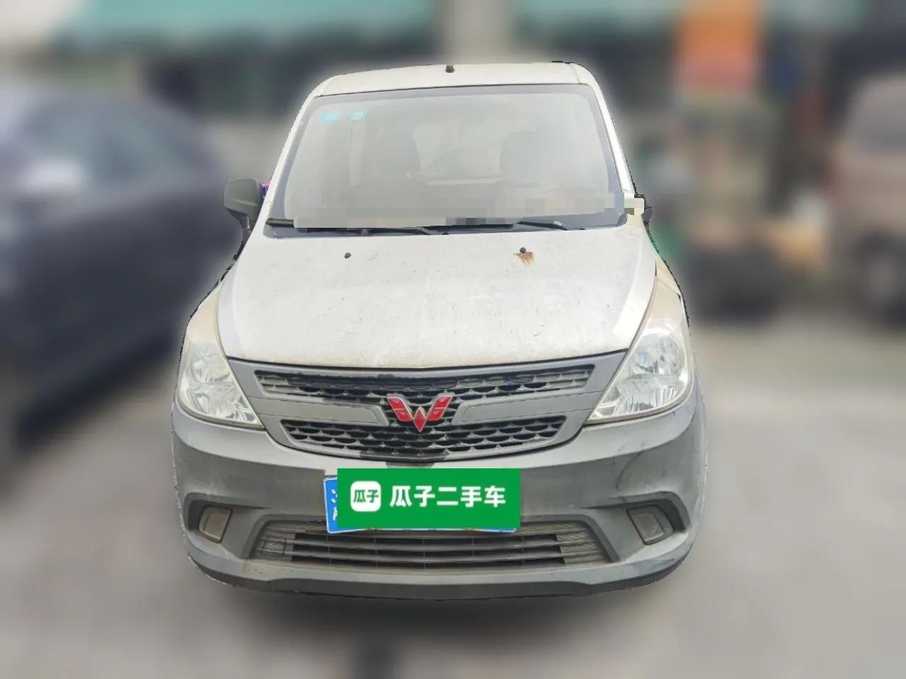Wuling Zhiguang V 2017 1.2L Base Version LMH — миниатюра 2