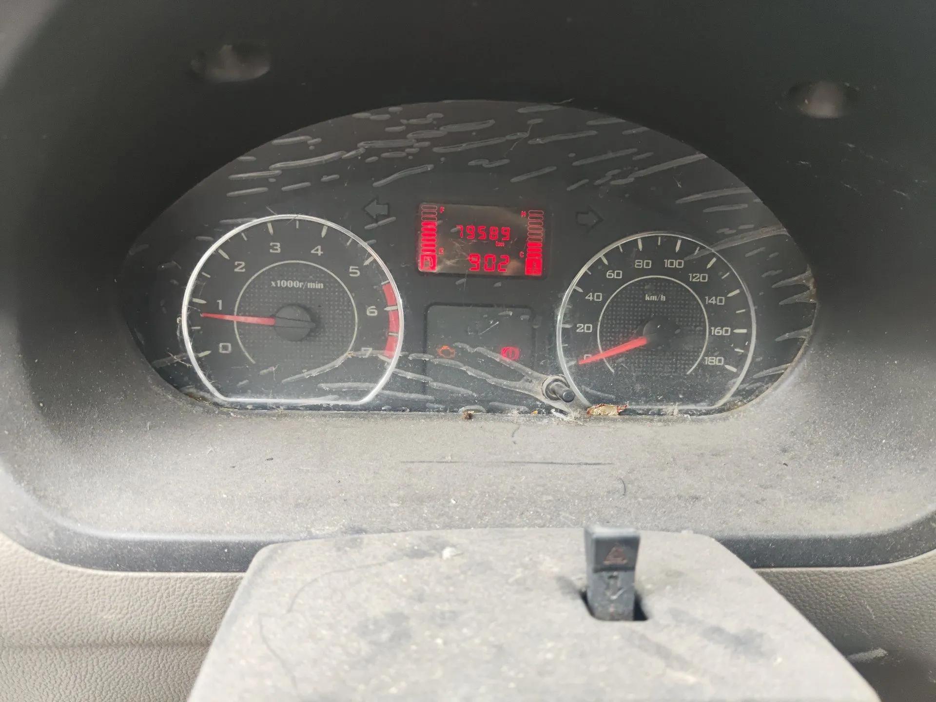 Wuling Zhiguang V 2017 1.2L Base Version LMH — миниатюра 12