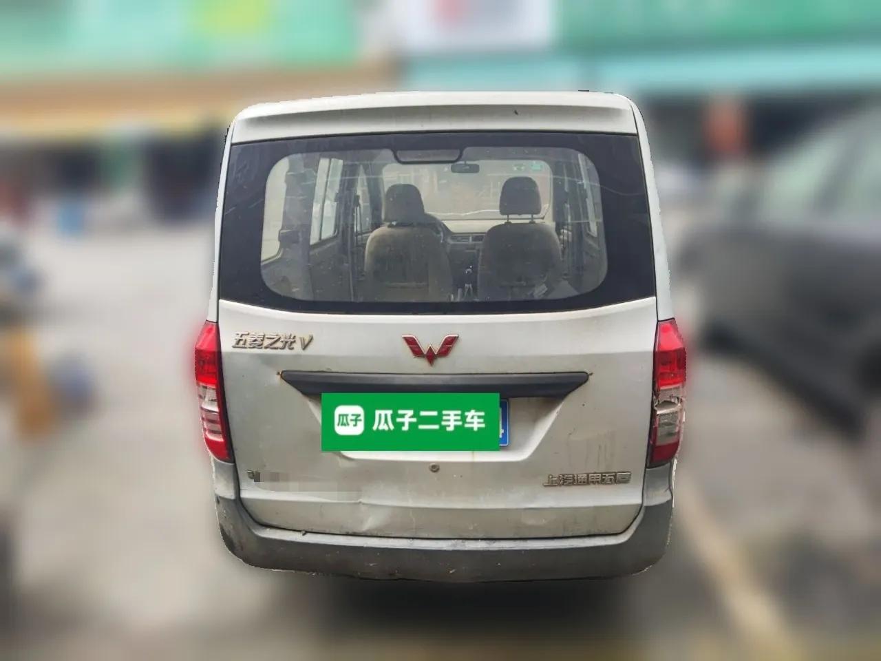 Wuling Zhiguang V 2017 1.2L Base Version LMH — миниатюра 5