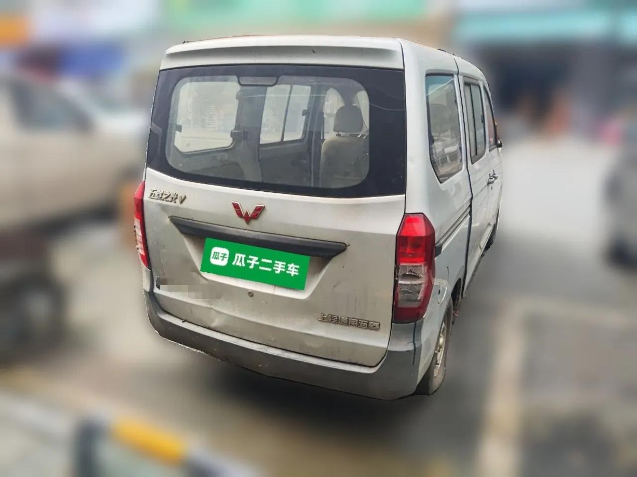 Wuling Zhiguang V 2017 1.2L Base Version LMH — миниатюра 6