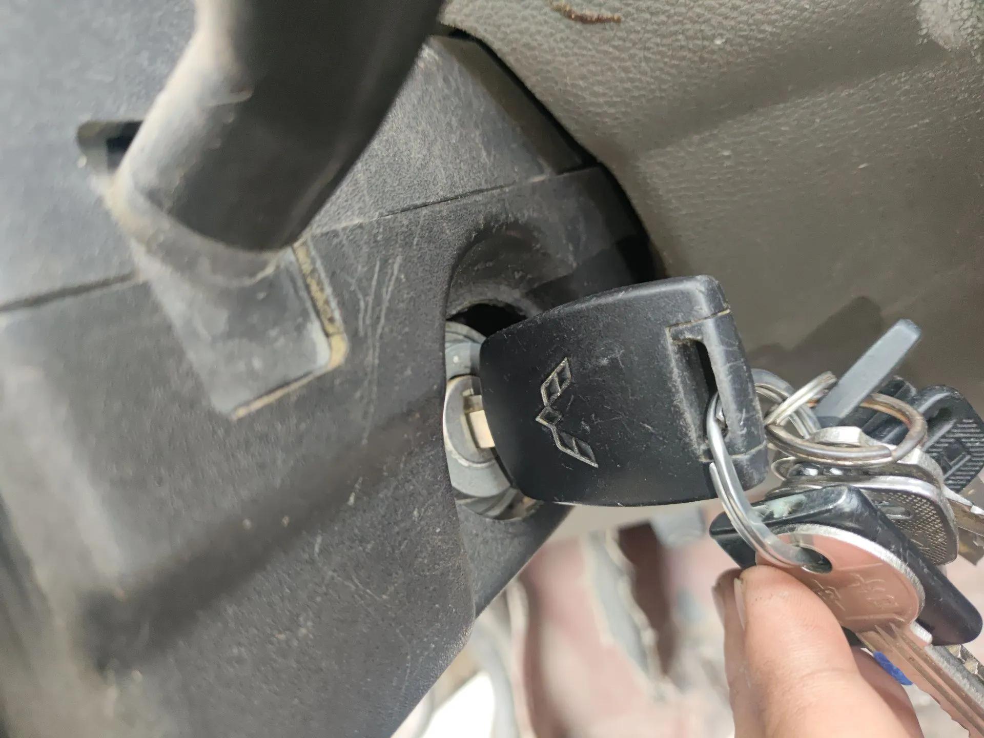 Wuling Zhiguang V 2017 1.2L Base Version LMH — миниатюра 9