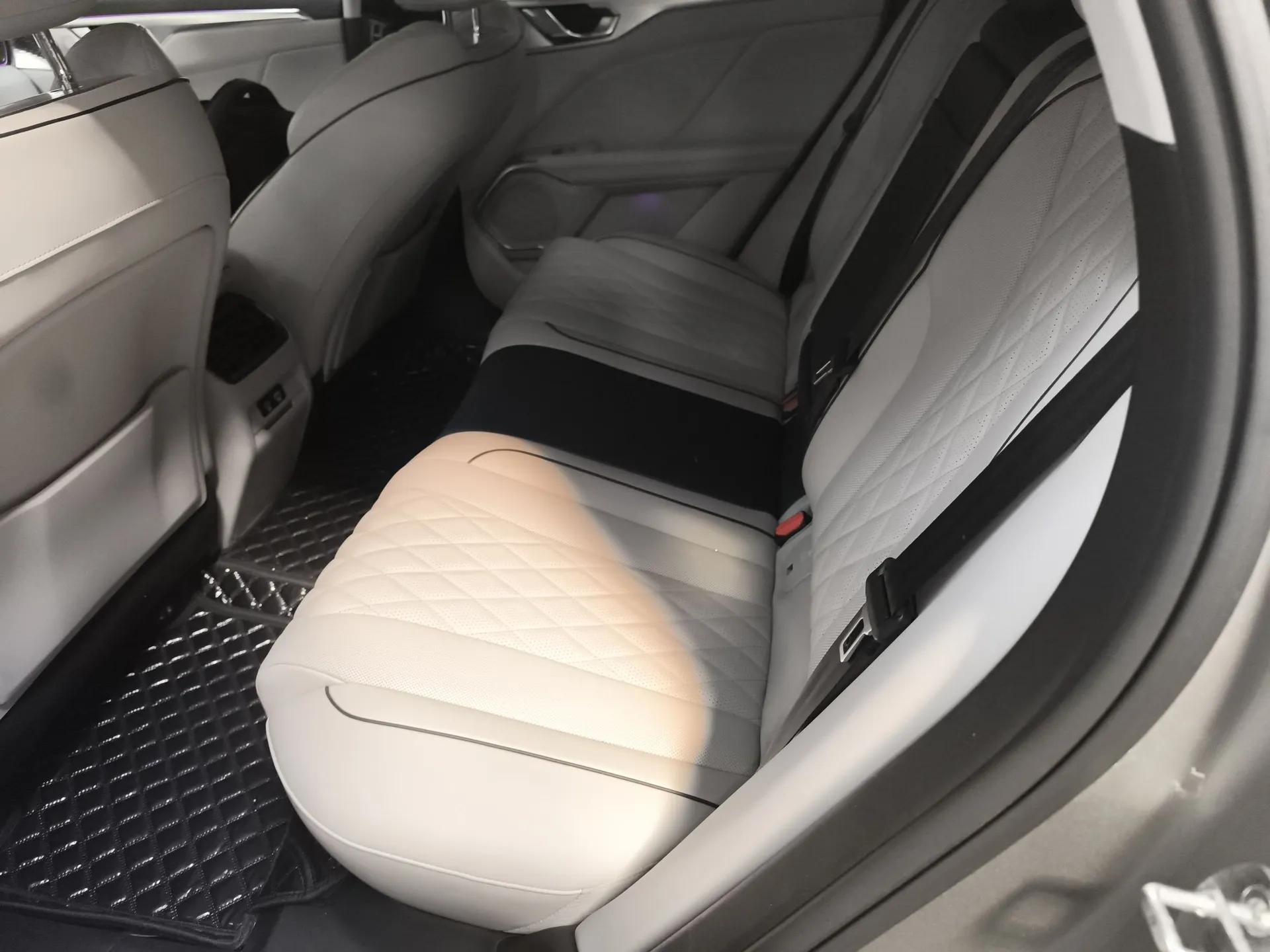 Wey Mocha New Energy 2023 Two-Wheel Drive Long-Range Version — миниатюра 19