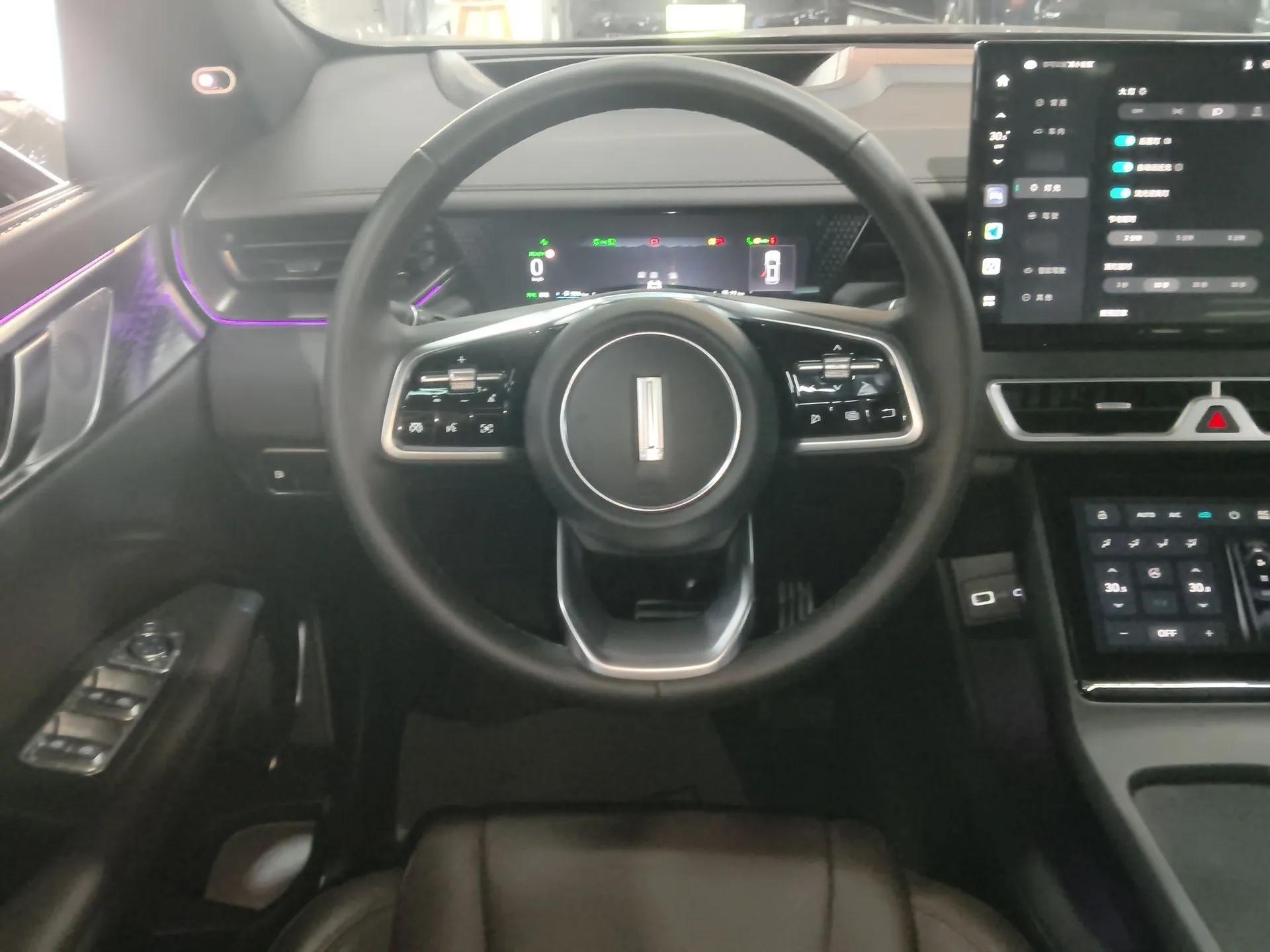 Wey Mocha New Energy 2024 Hi4 Four-Wheel Drive Long-Range Version — миниатюра 14