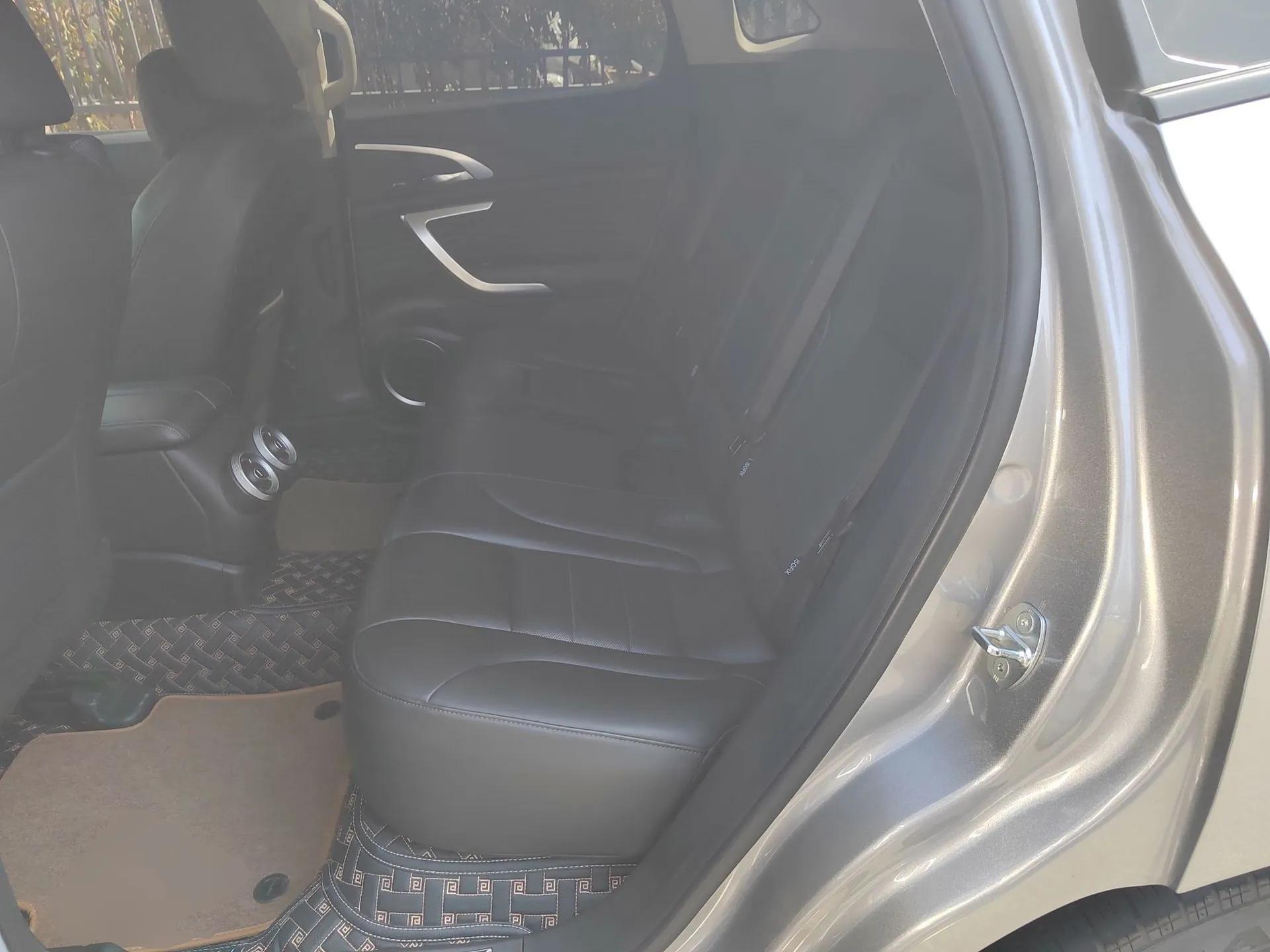 Wey VV7 New Energy 2020 PHEV 2.0T Flagship Model — миниатюра 18