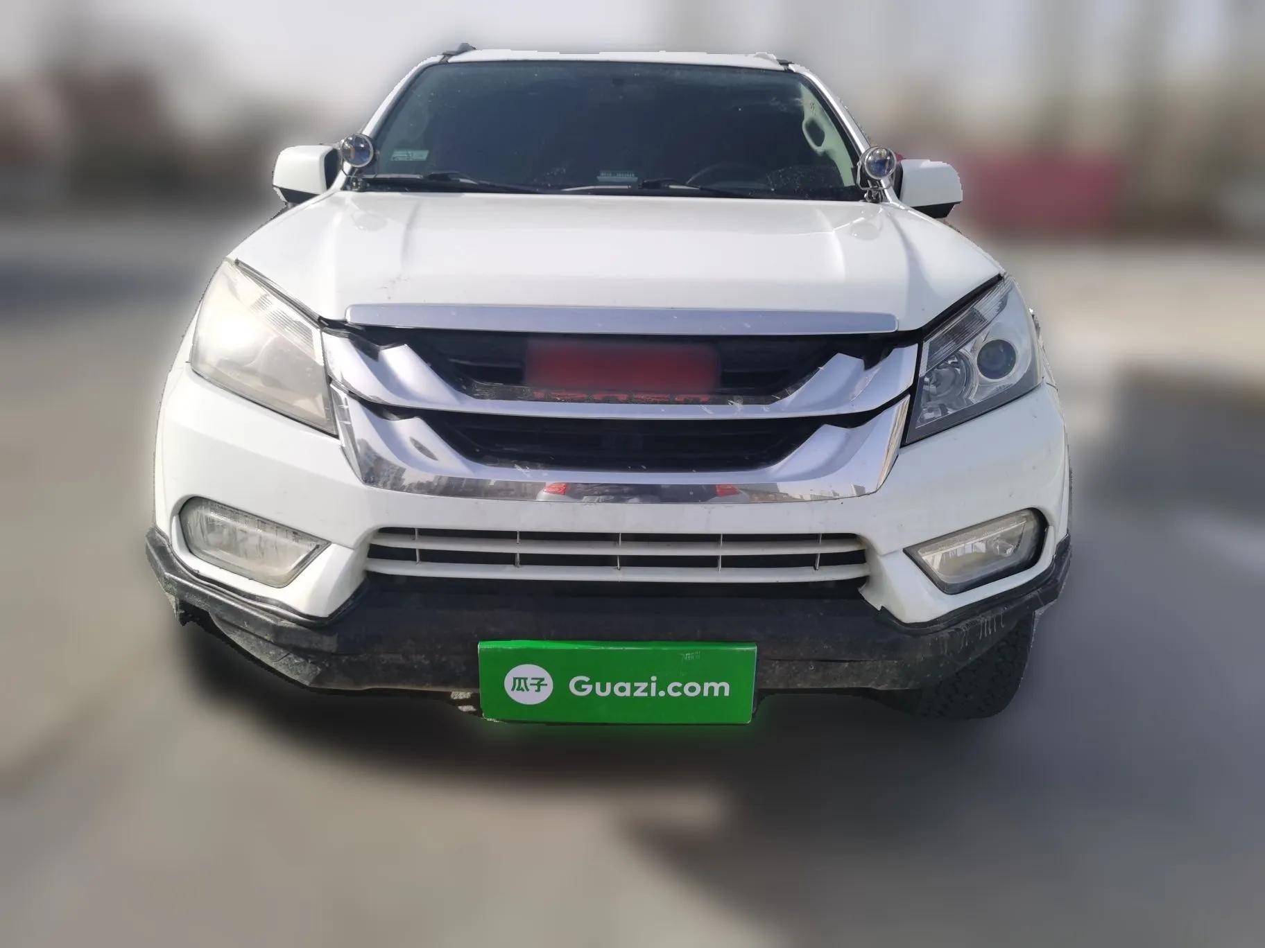 Isuzu mu-X 2017 3.0T Four-Wheel Drive Automatic Luxury Edition 5 Seats China IV Standard — миниатюра 2