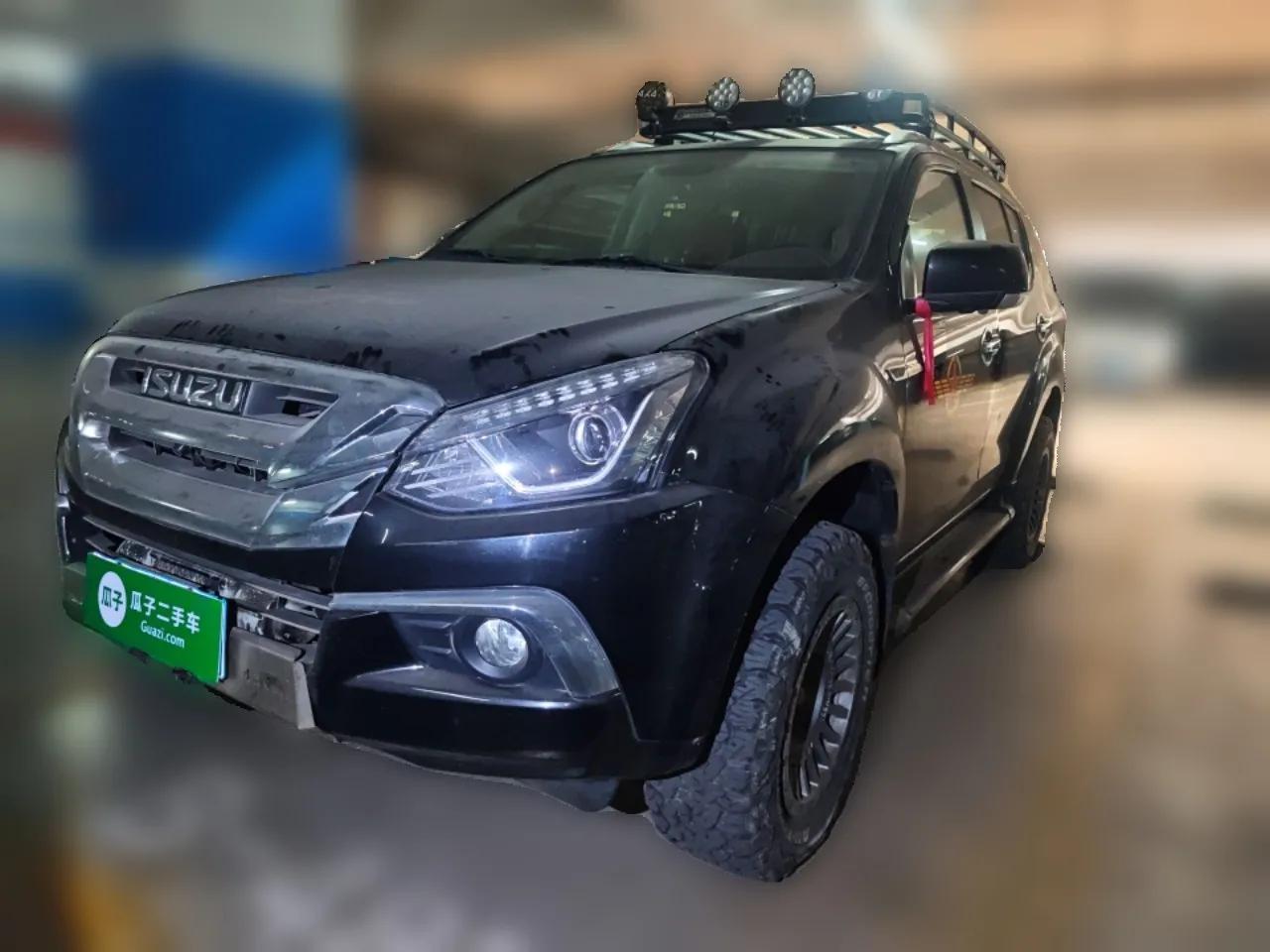 Isuzu mu-X 2018 3.0T Diesel Automatic 4x4 Enjoyment Edition 5 Seats — миниатюра 1