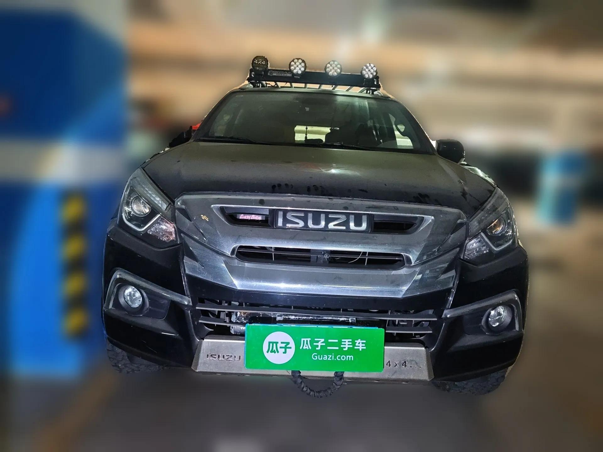 Isuzu mu-X 2018 3.0T Diesel Automatic 4x4 Enjoyment Edition 5 Seats — миниатюра 2