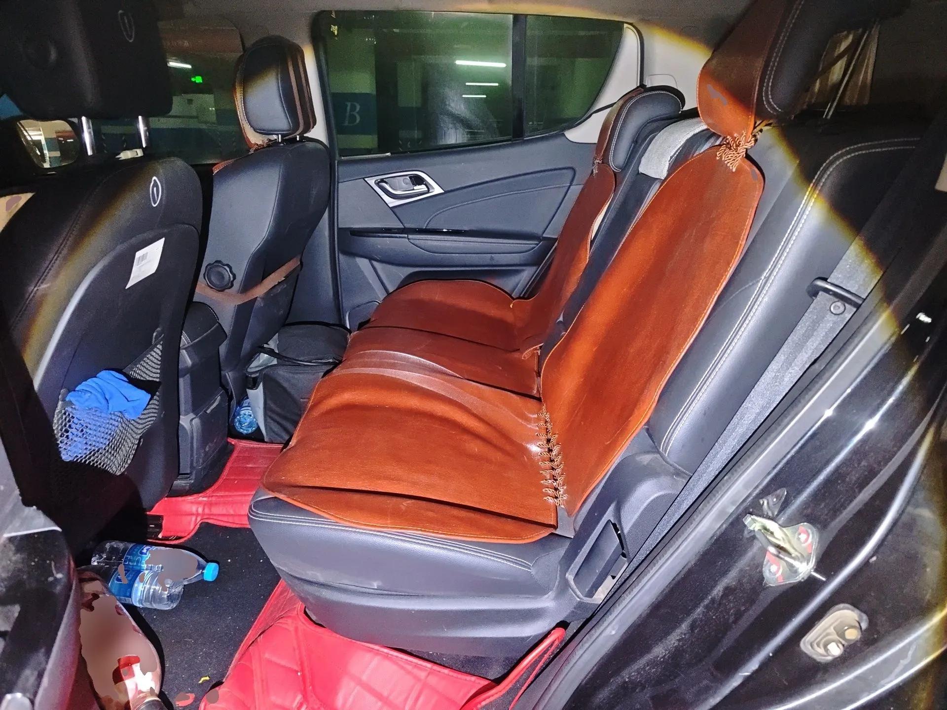 Isuzu mu-X 2018 3.0T Diesel Automatic 4x4 Enjoyment Edition 5 Seats — миниатюра 18