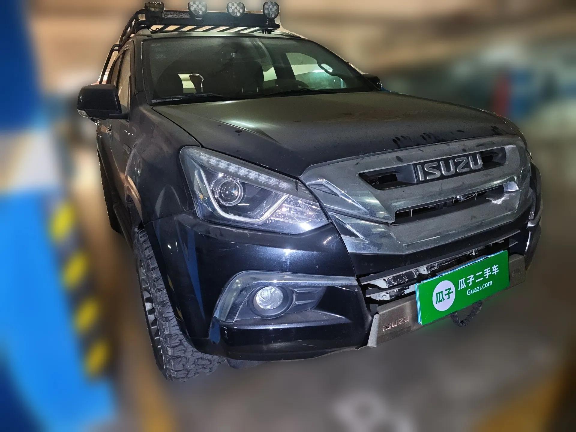 Isuzu mu-X 2018 3.0T Diesel Automatic 4x4 Enjoyment Edition 5 Seats — миниатюра 3