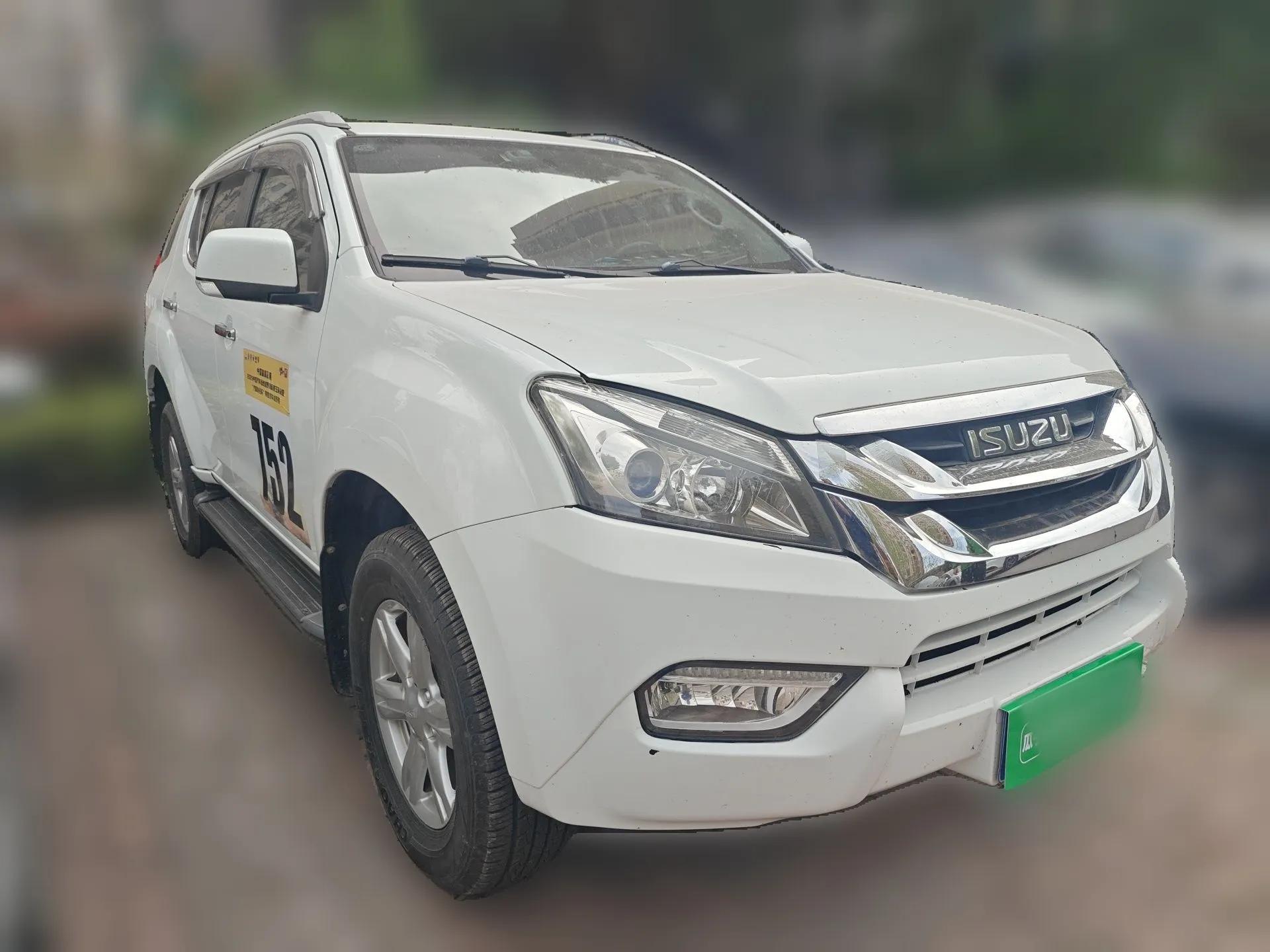 Isuzu mu-X 2017 3.0T Four-Wheel Drive Automatic Luxury 7-Seater China V Emission Standard — миниатюра 3