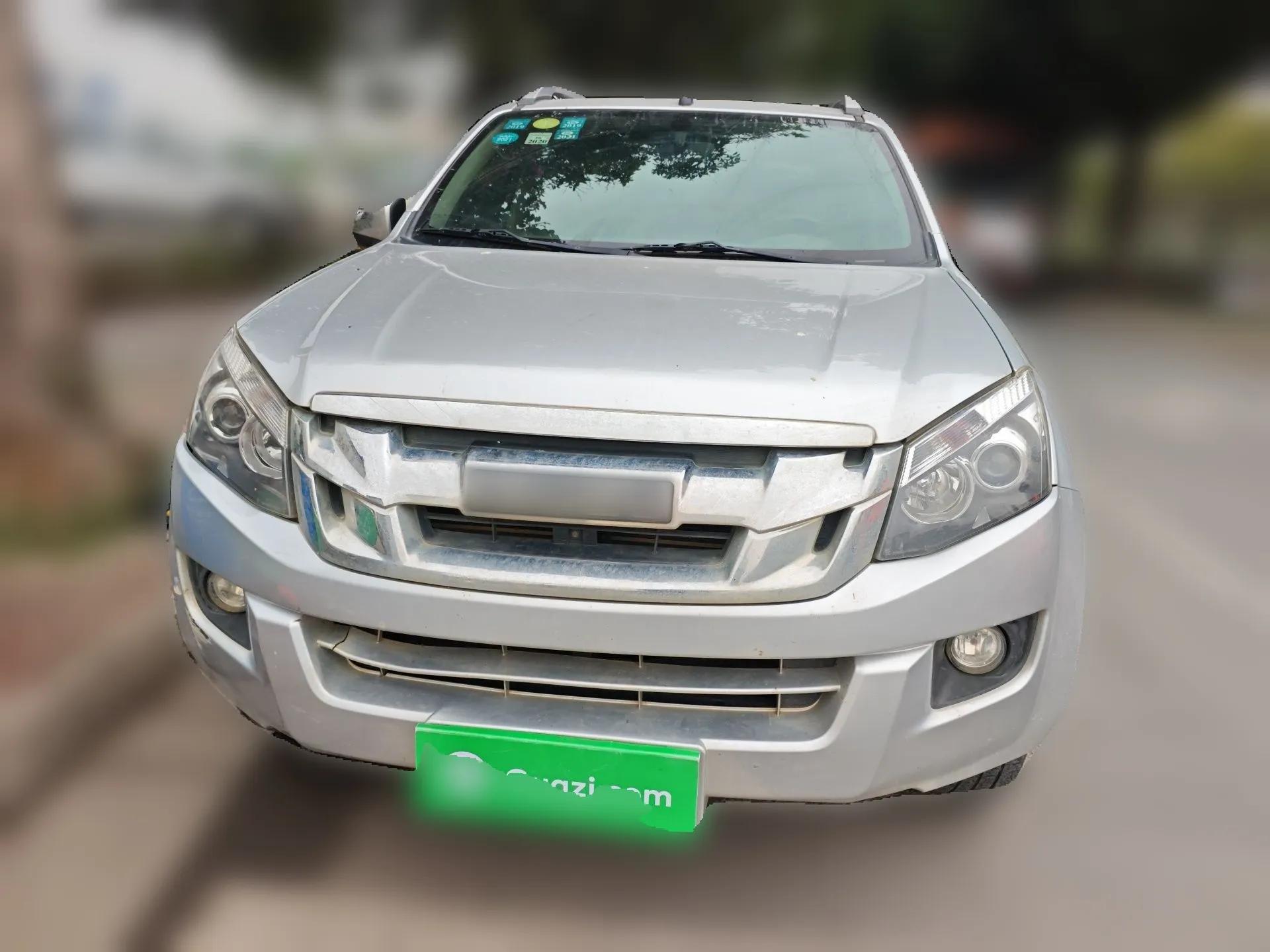 Isuzu D-MAX 2018 3.0T Four-Wheel Drive Automatic Ultra-Luxury Version 4JJ1-TC HI — миниатюра 2