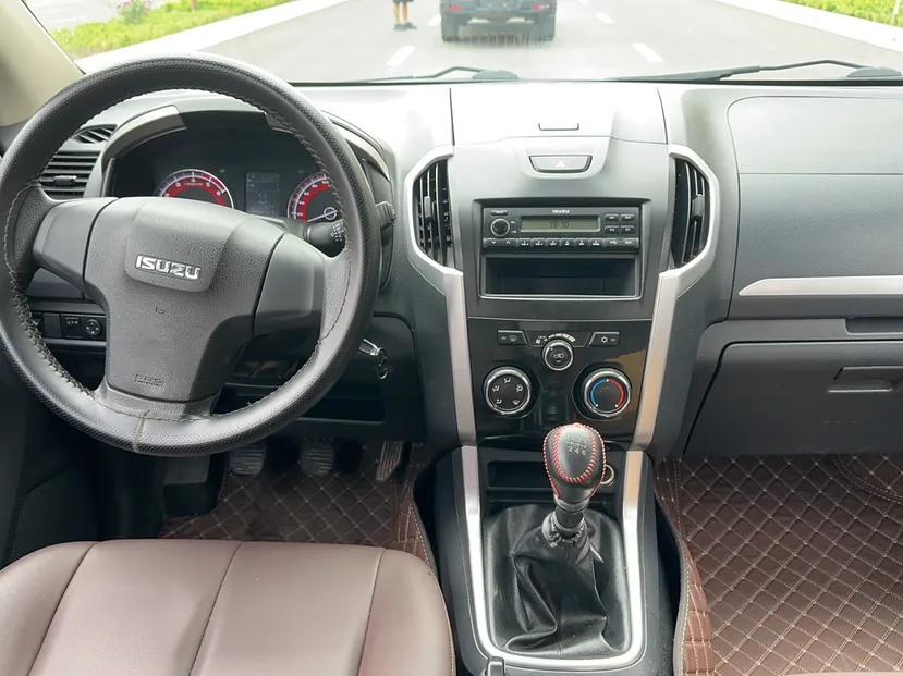 Isuzu D-MAX 2018 2.5T Four-Wheel Drive Base Version JE4D25Q5A — миниатюра 9