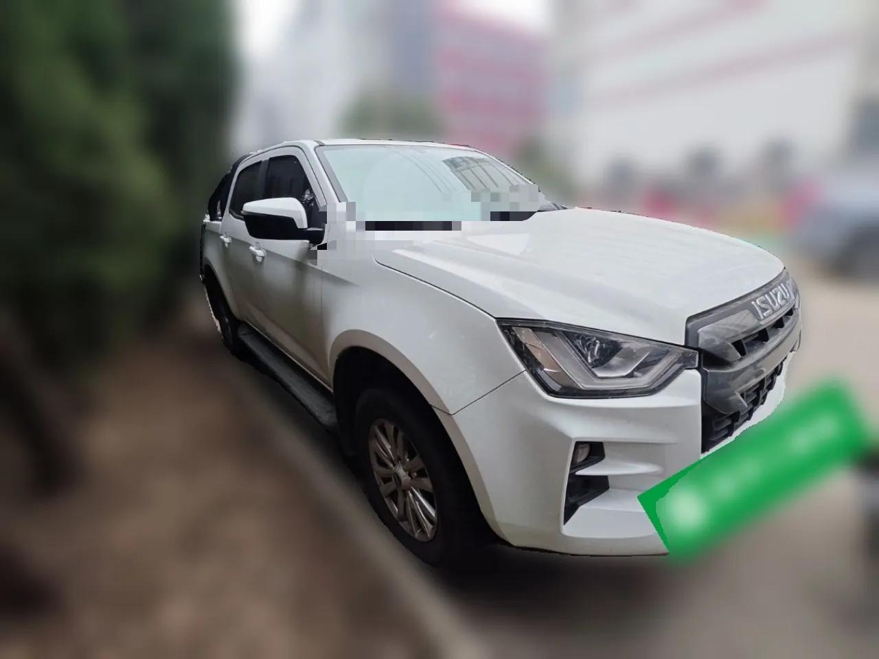Isuzu D-MAX 2023 2.5T Automatic Two-Wheel Drive Diesel Standard Wheelbase Lingdong Edition — миниатюра 2