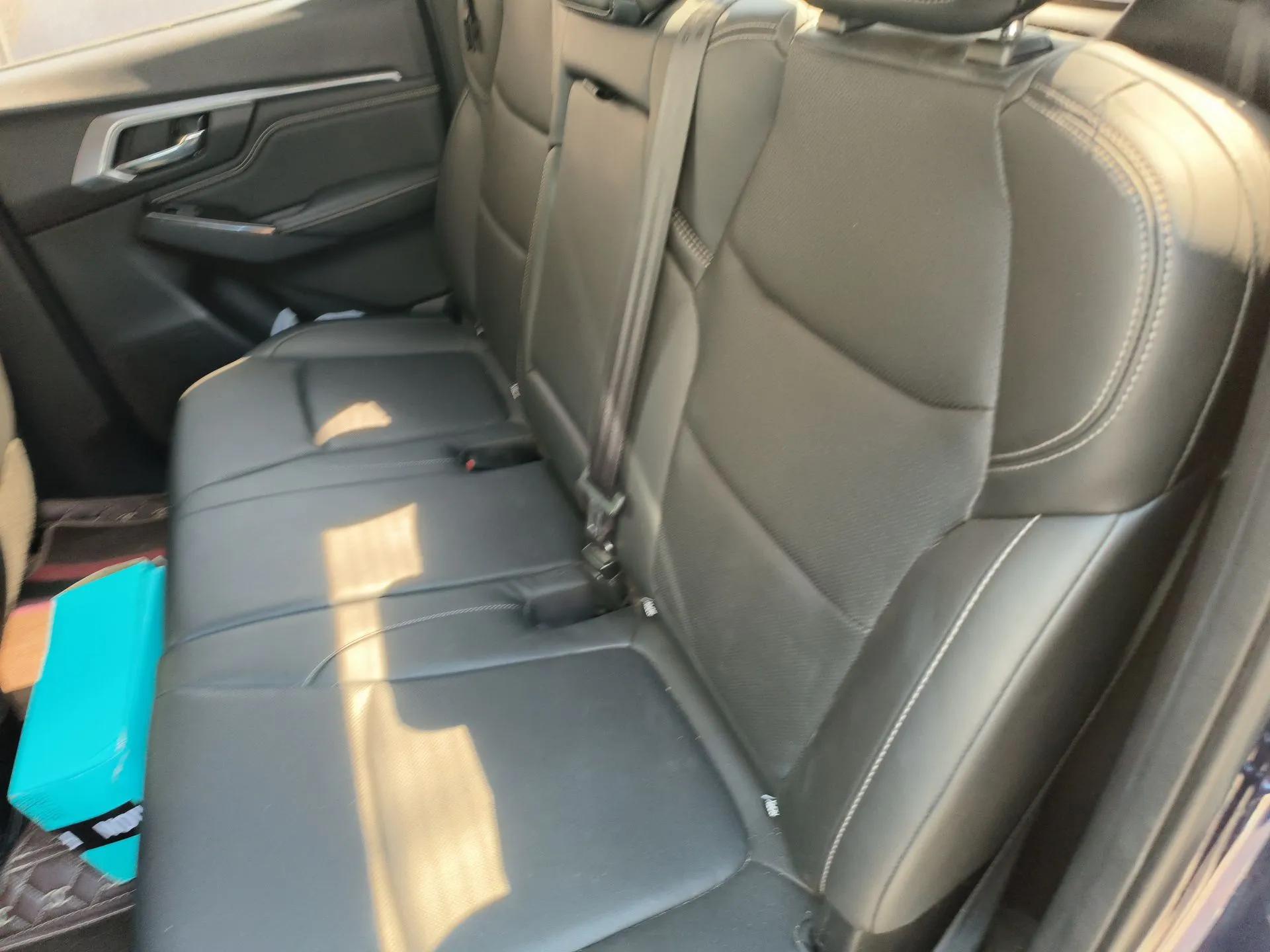 Isuzu D-MAX 2021 1.9T Automatic 4x4 Diesel Global Changle Leading RZ4E — миниатюра 18