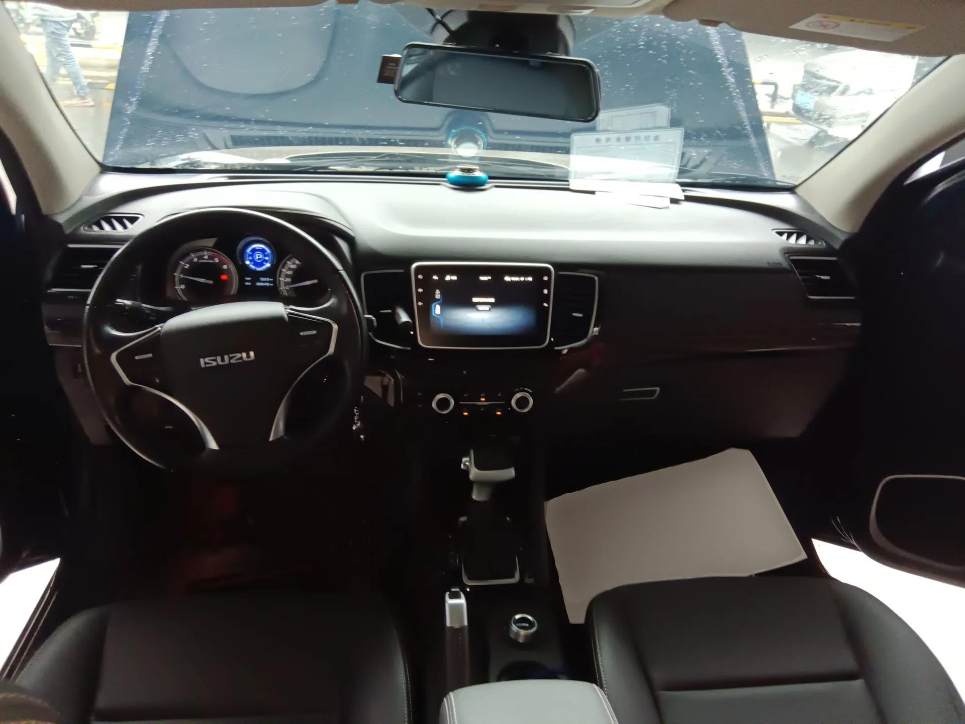 Isuzu D-MAX 2020 1.9T 4x4 Automatic Comfort Edition China VI Standard RZ4E Hi-Power — миниатюра 13