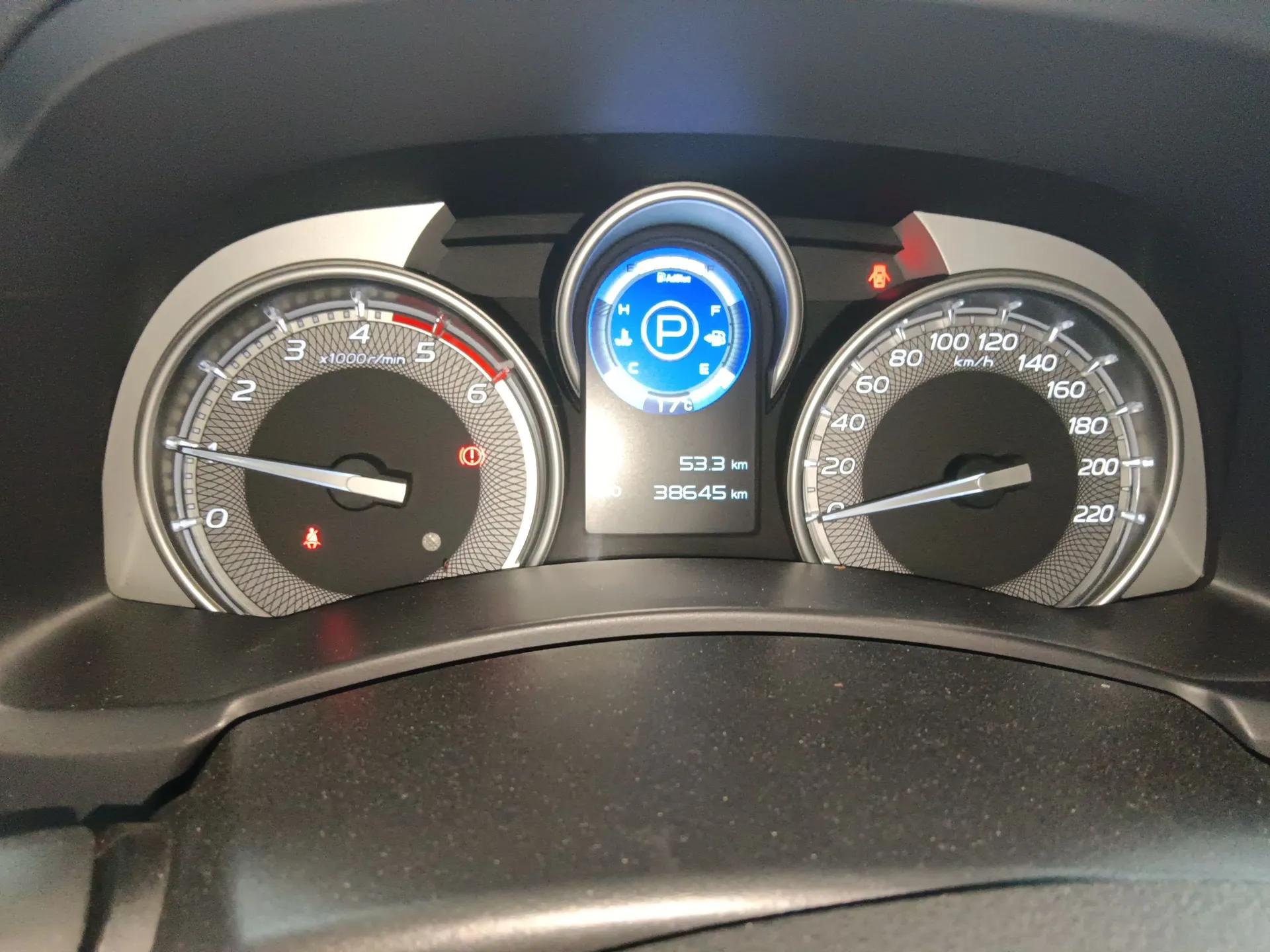 Isuzu D-MAX 2020 1.9T 4x4 Automatic Comfort Edition China VI Standard RZ4E Hi-Power — миниатюра 15
